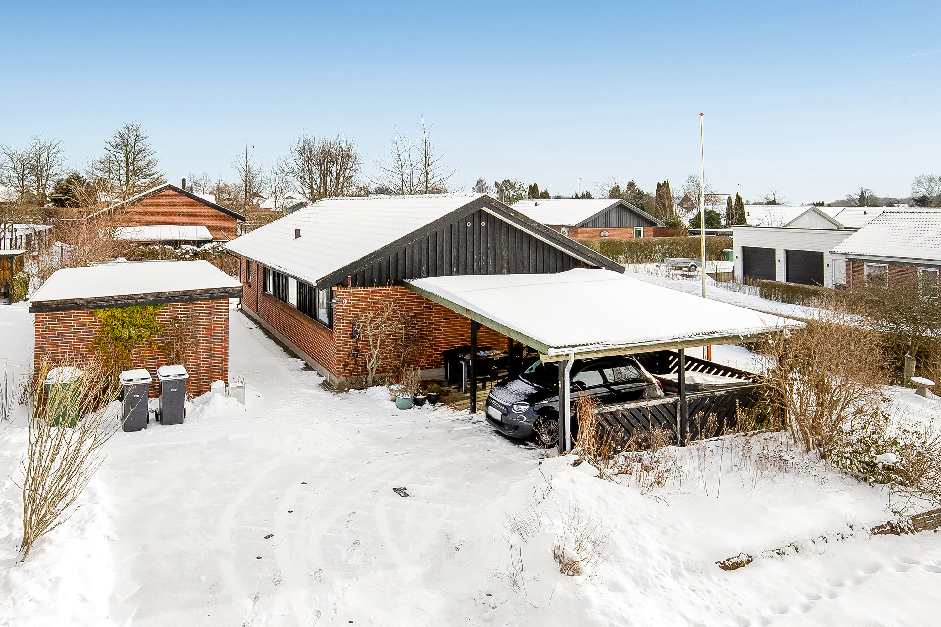 Fremhævet mastefoto billede i fuldskærmstilstand. Billede af Overager 2, Bredballe, 7120 Vejle Øst