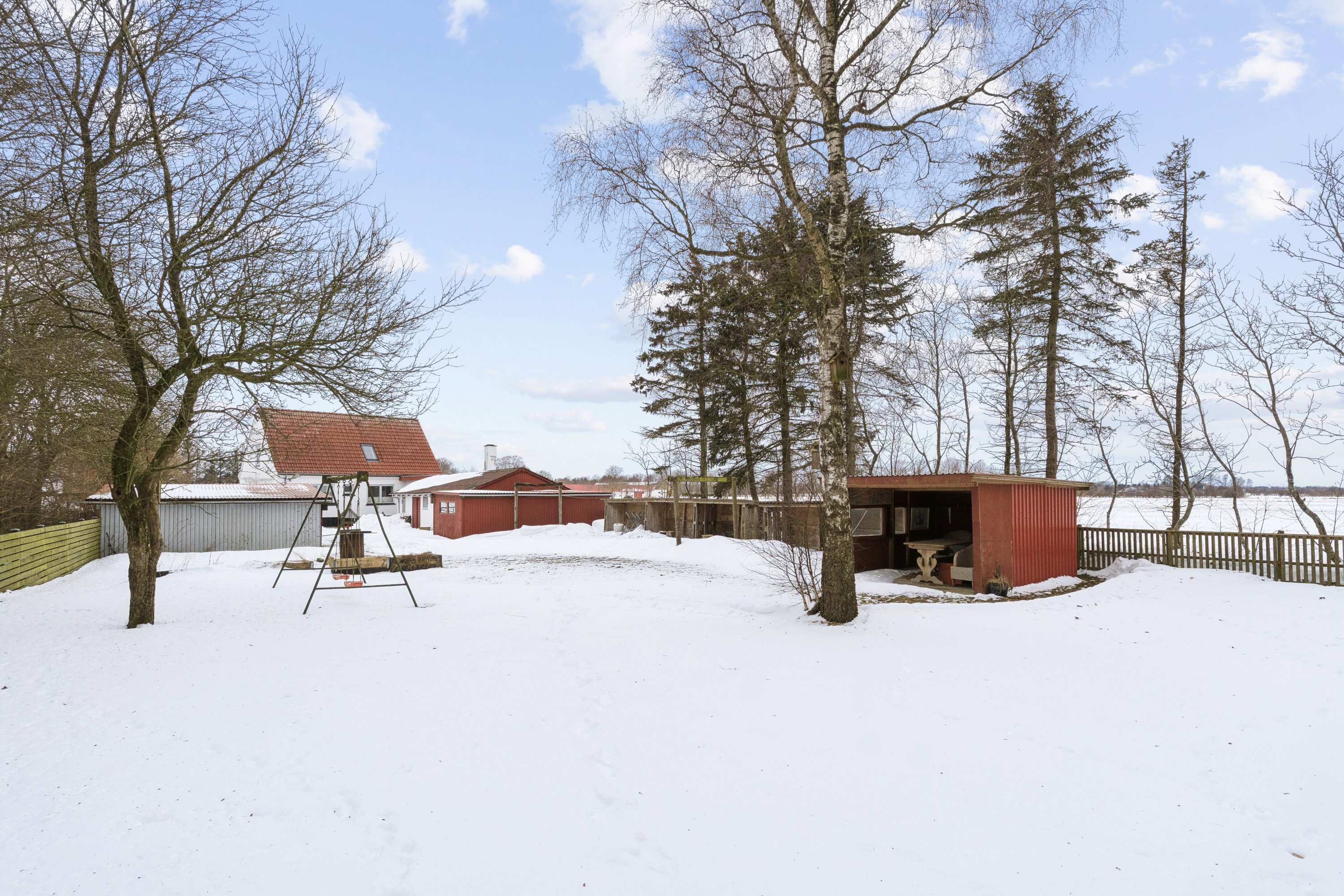 Fremhævet have billede i fuldskærmstilstand. Billede af Smedevej 3, 9870 Sindal