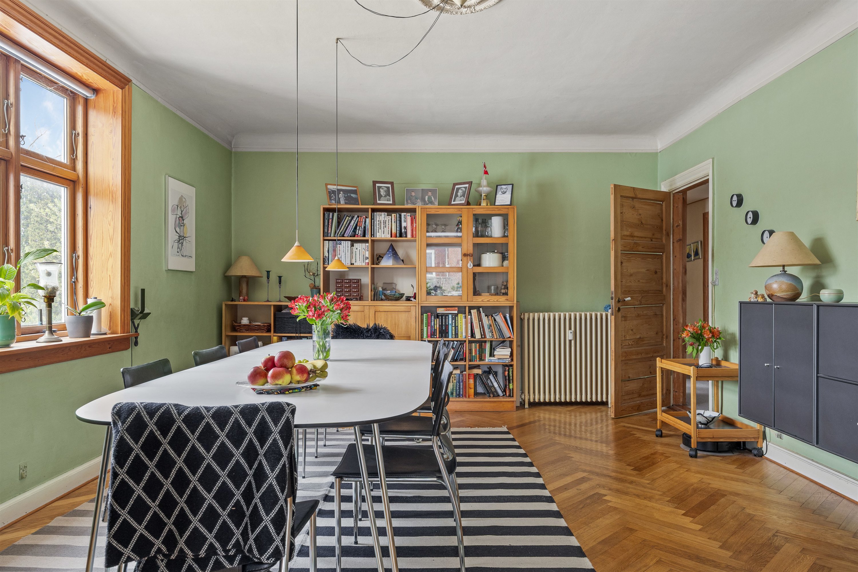 Fremhævet andet billede i fuldskærmstilstand. Billede af Vangedevej 123, st.., 2820 Gentofte