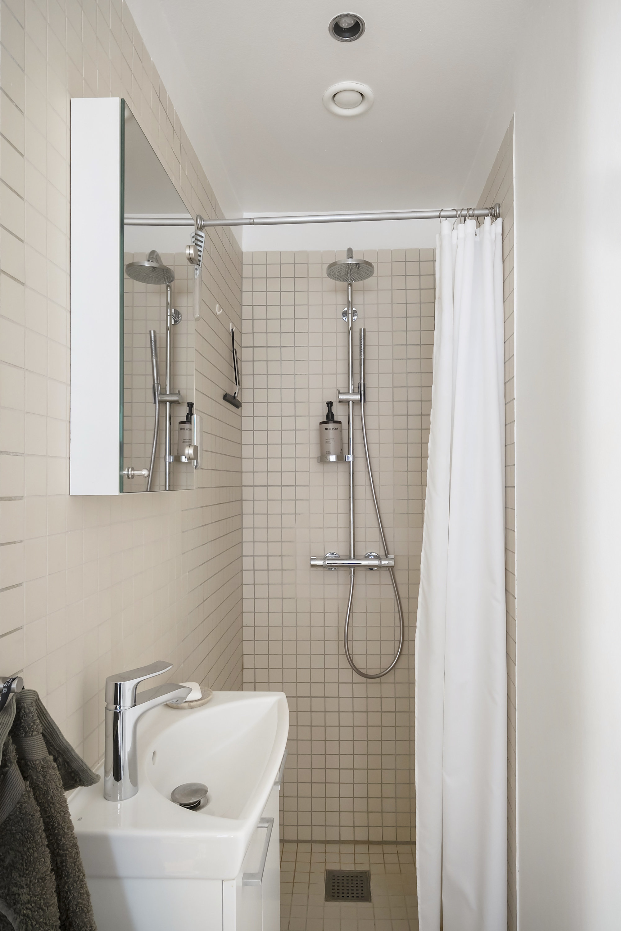 Fremhævet badeværelse billede i fuldskærmstilstand. Billede af Strandparksvej 6, 2. th., 2900 Hellerup