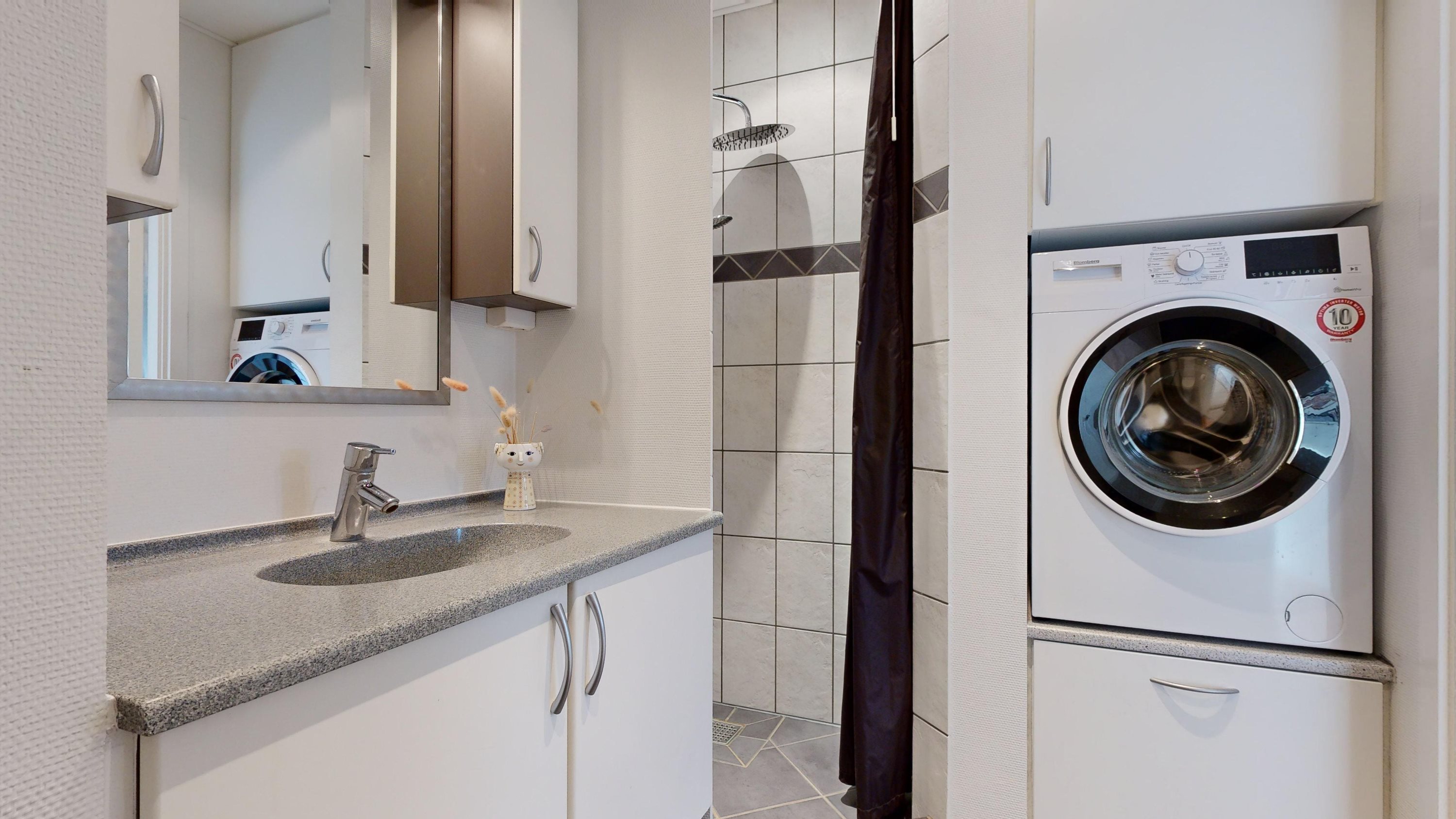 Fremhævet badeværelse billede i fuldskærmstilstand. Billede af Asmild Hegn 9C, 8800 Viborg