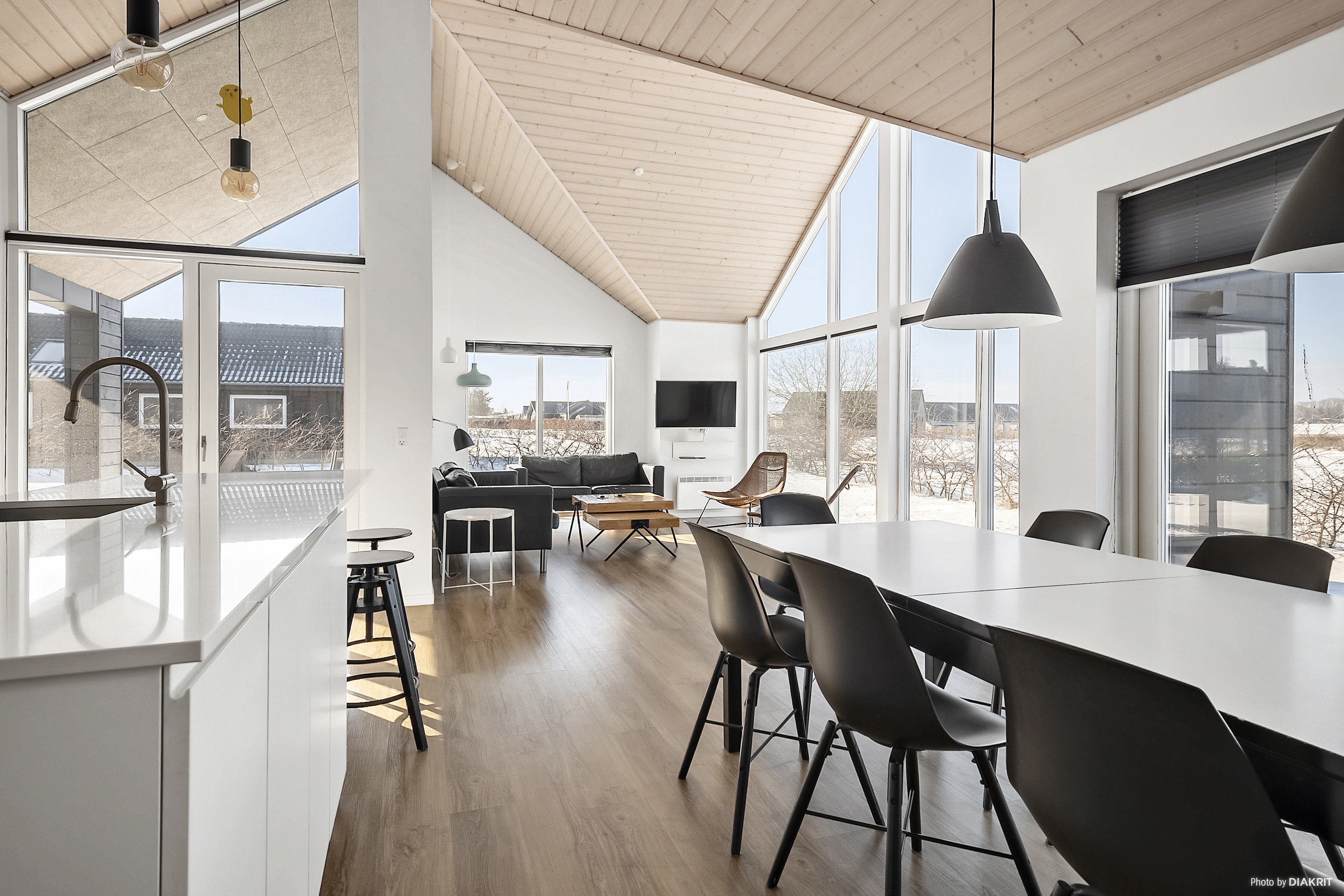 Fremhævet spisekøkken billede i fuldskærmstilstand. Billede af Strandvænget 5, Saksild Str, 8300 Odder