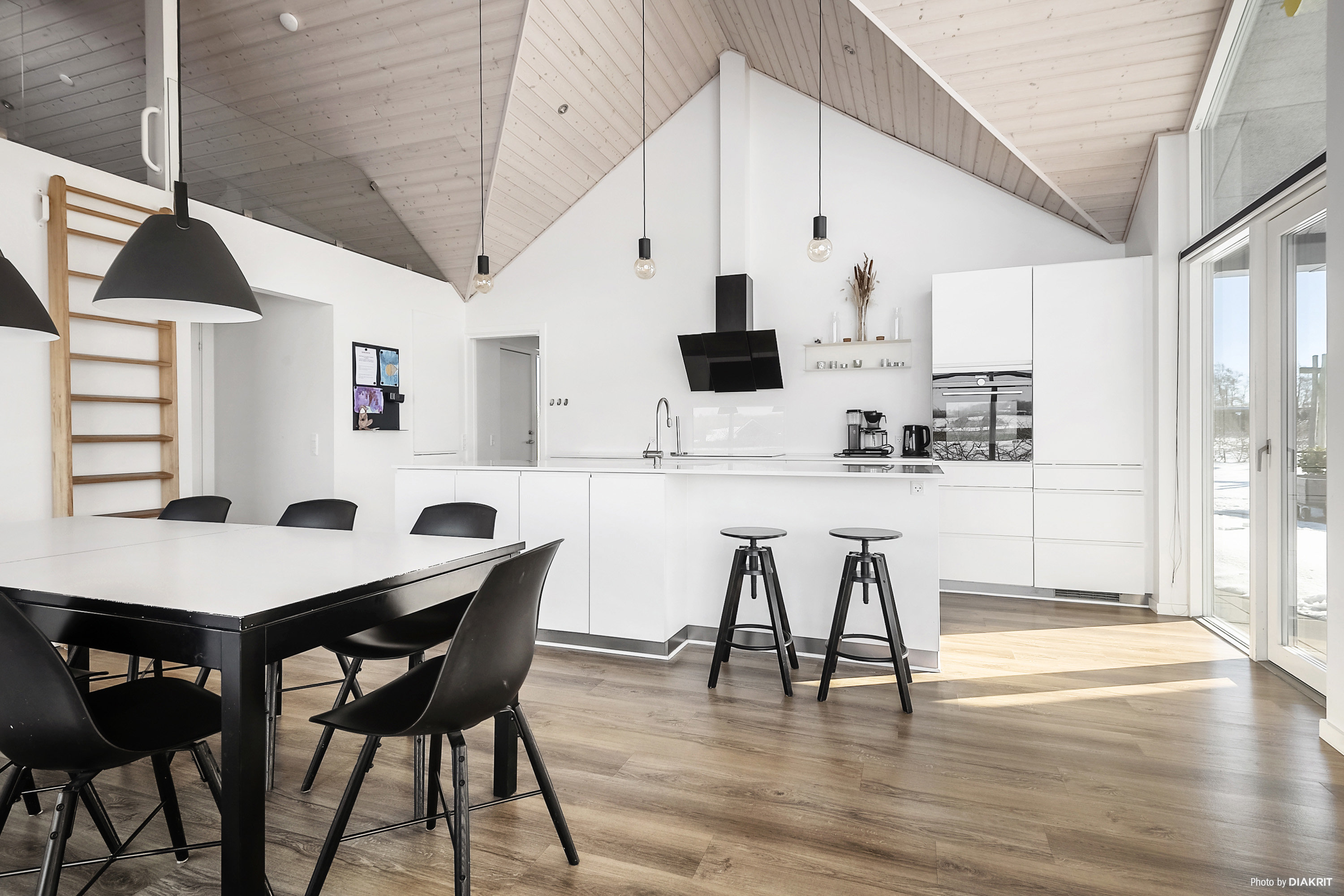 Fremhævet spisekøkken billede i fuldskærmstilstand. Billede af Strandvænget 5, Saksild Str, 8300 Odder