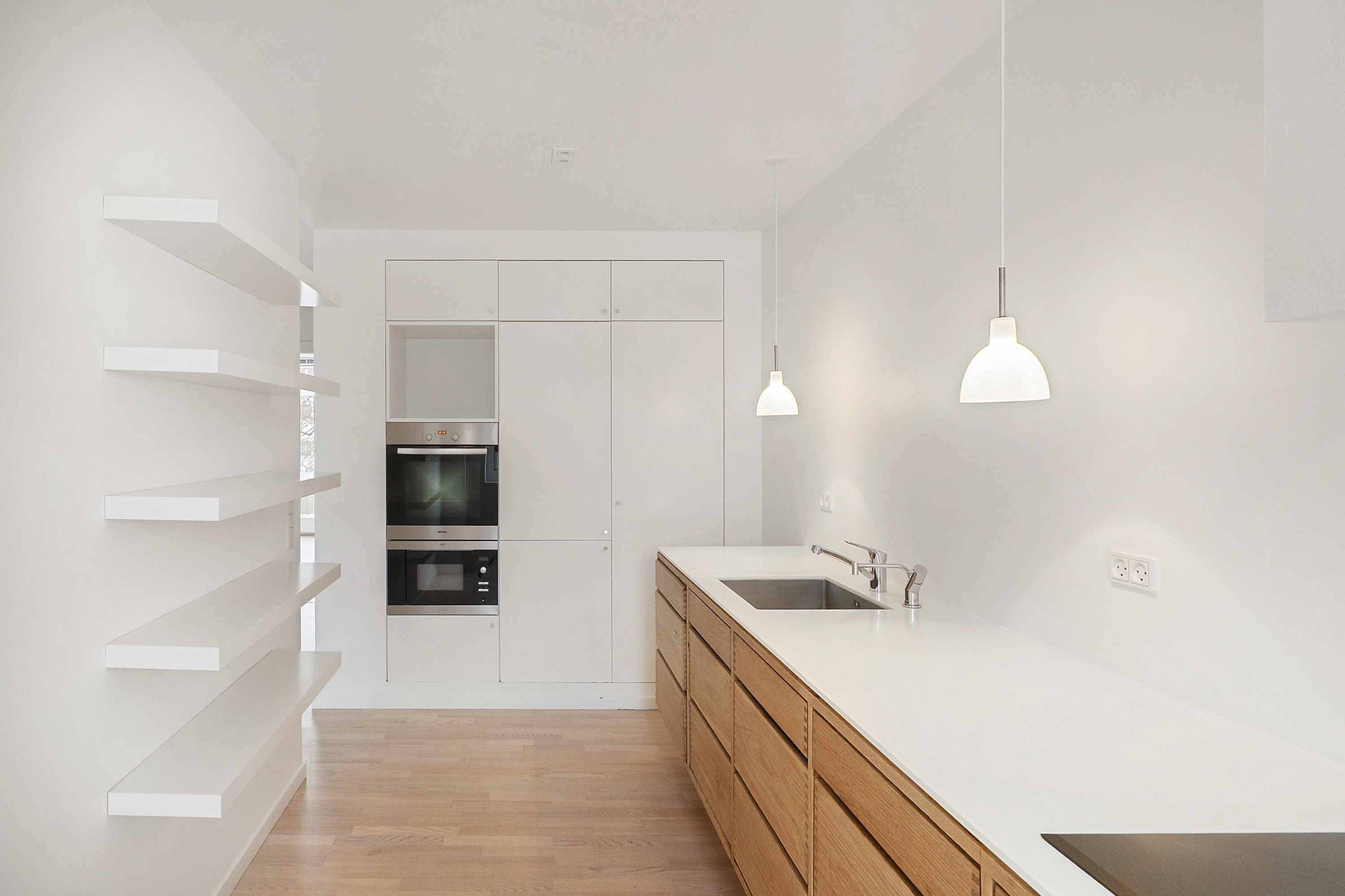 Fremhævet køkken billede i fuldskærmstilstand. Billede af Phistersvej 7, 2. th., 2900 Hellerup