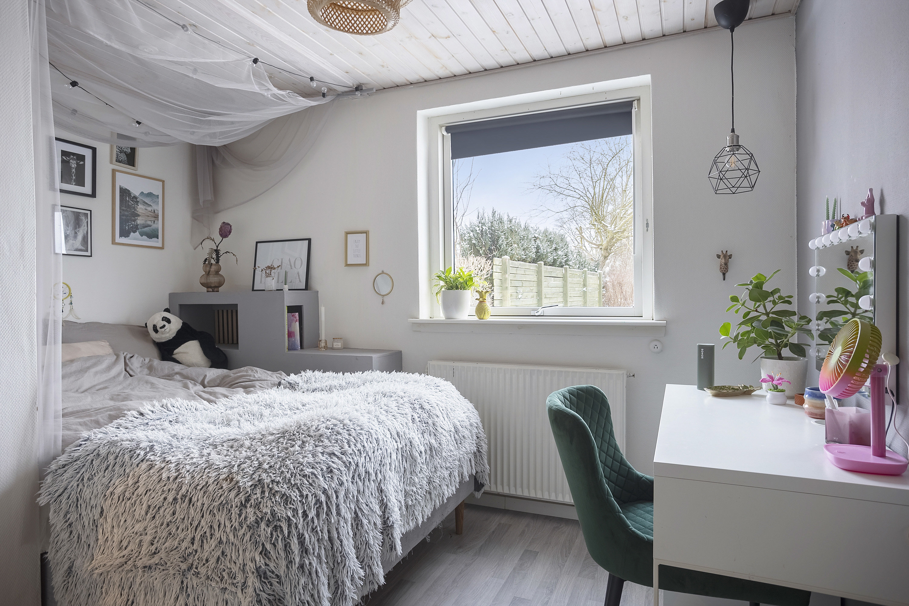 Fremhævet soveværelse billede i fuldskærmstilstand. Billede af Zeises Have 11, 6100 Haderslev