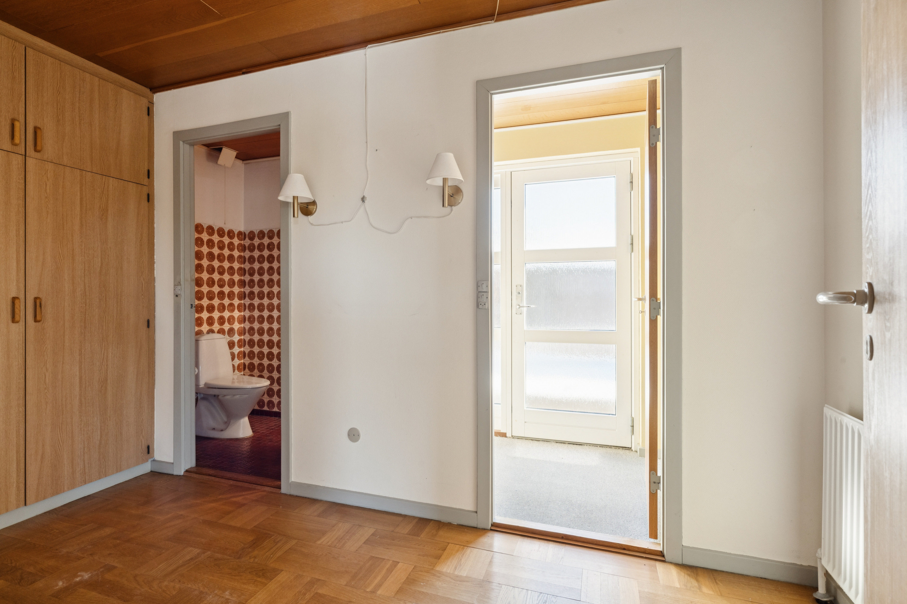 Fremhævet gang billede i fuldskærmstilstand. Billede af Æblevangen 56, 9000 Aalborg