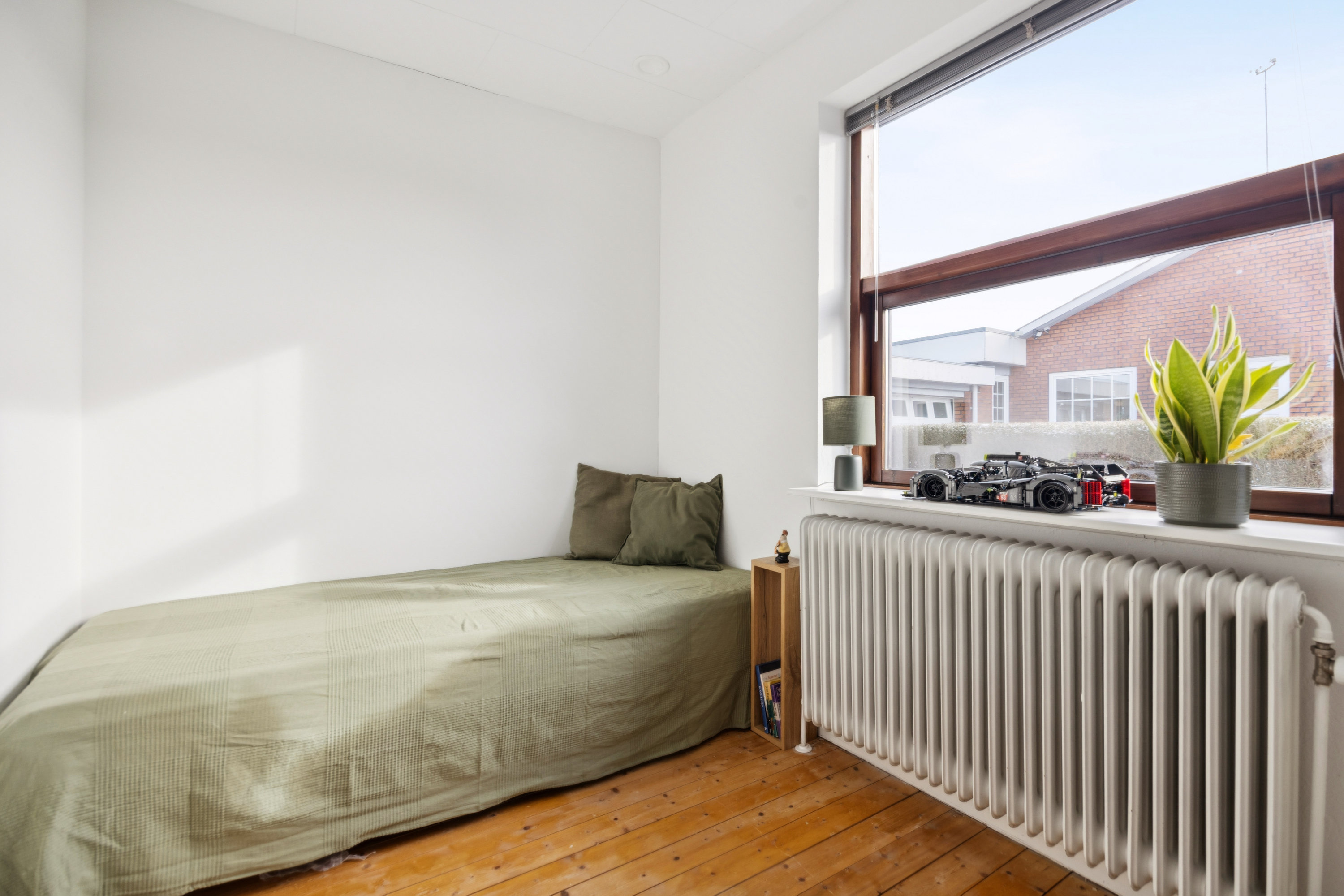 Fremhævet værelse billede i fuldskærmstilstand. Billede af Emmersbækvej 63, 9850 Hirtshals