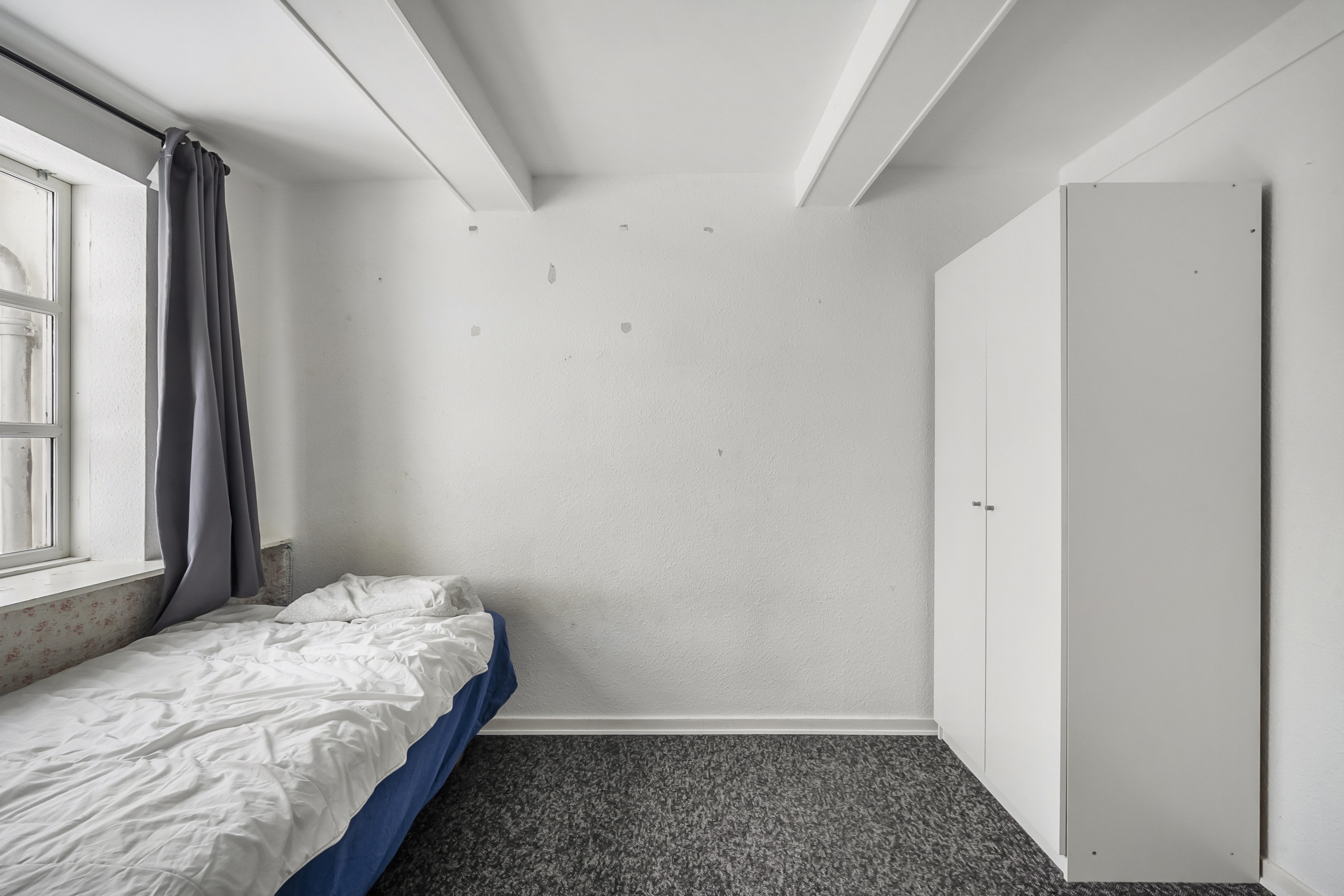 Fremhævet soveværelse billede i fuldskærmstilstand. Billede af Allesøvej 20, Allesø, 5270 Odense N