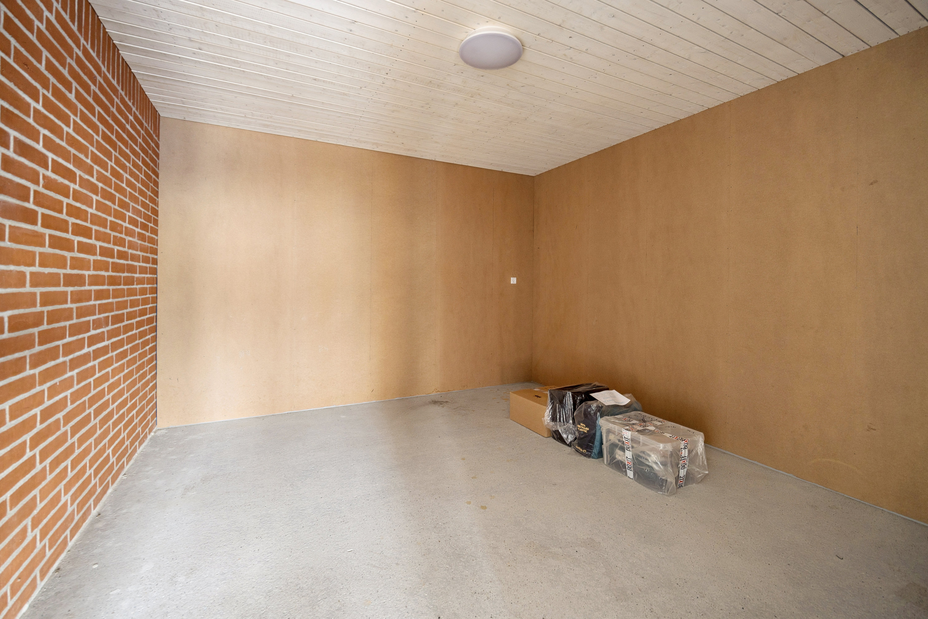 Fremhævet skur billede i fuldskærmstilstand. Billede af Bilgårdsvej 21E, 9382 Tylstrup