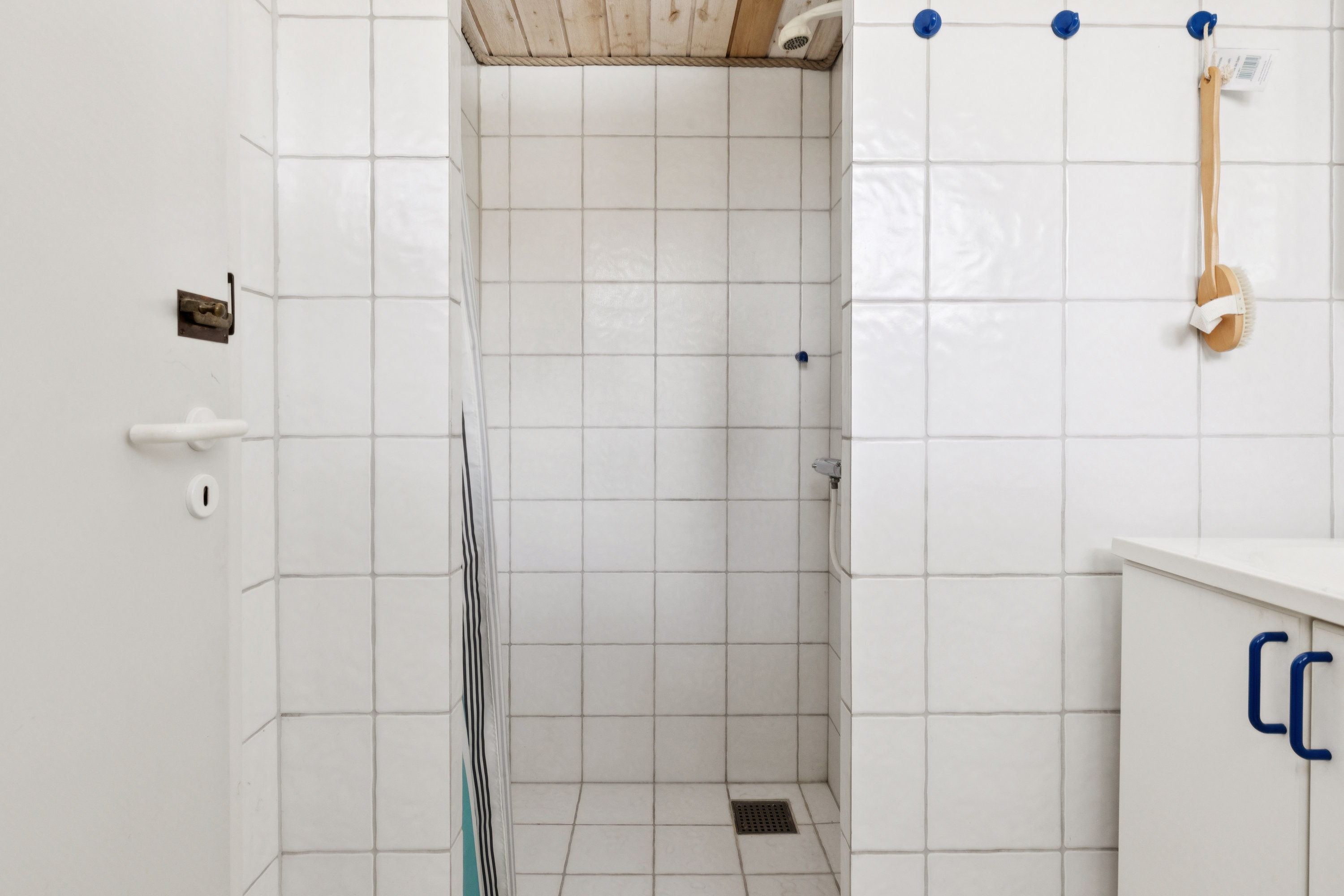 Fremhævet badeværelse billede i fuldskærmstilstand. Billede af Søndermark 25, Sønderby, 6470 Sydals