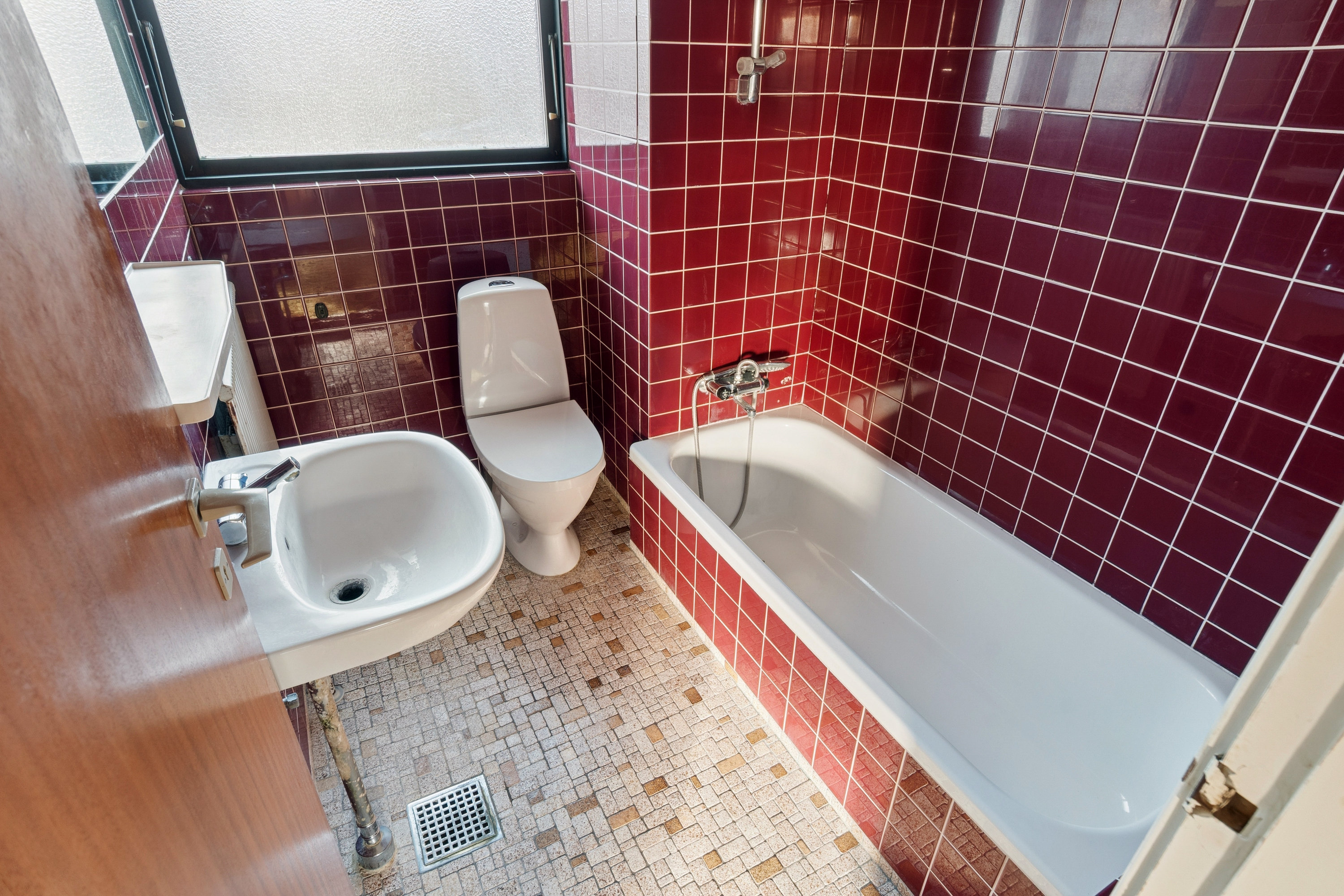 Fremhævet badeværelse billede i fuldskærmstilstand. Billede af Kongelundsvej 467, 2770 Kastrup