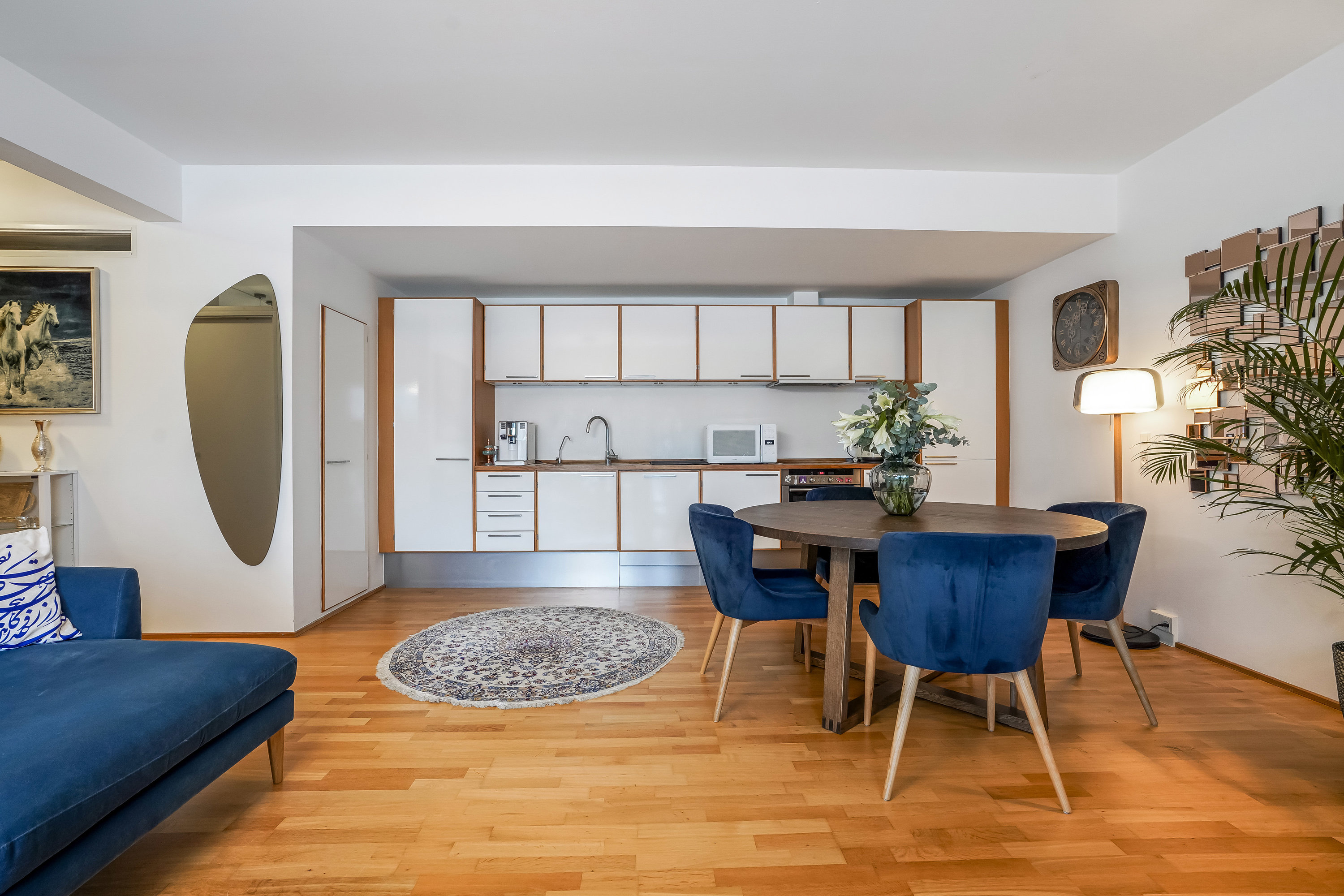 Fremhævet stue billede i fuldskærmstilstand. Billede af Promenadebyen 2, st.. 2., 5000 Odense C