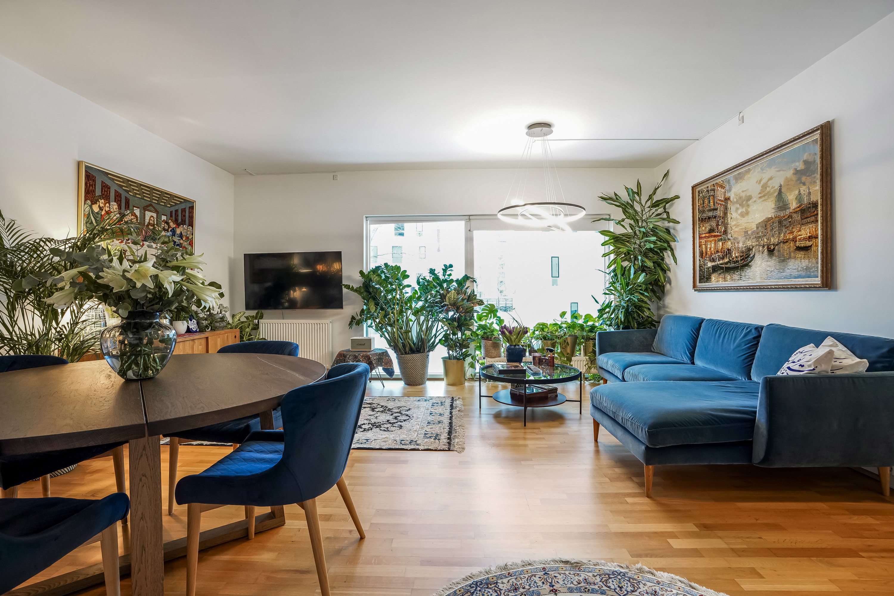 Fremhævet stue billede i fuldskærmstilstand. Billede af Promenadebyen 2, st.. 2., 5000 Odense C