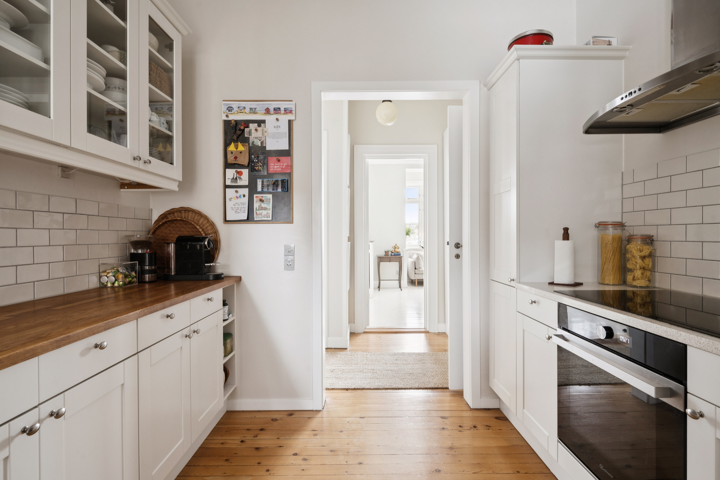 Fremhævet køkken billede i fuldskærmstilstand. Billede af Stadion Allé 33, st.. th., 8000 Aarhus C