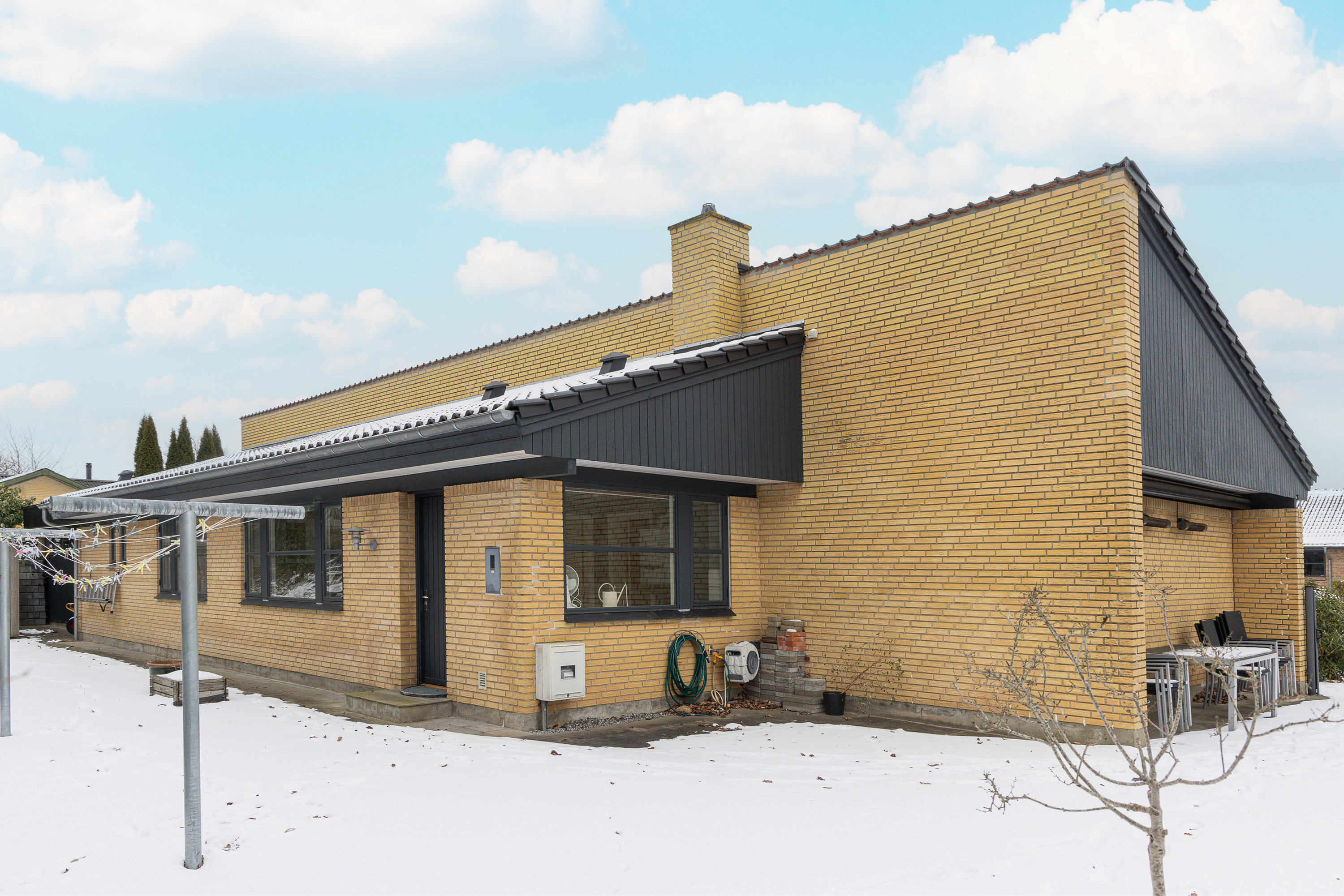 Fremhævet ejendommen billede i fuldskærmstilstand. Billede af Rosenborgvangen 8, 8600 Silkeborg