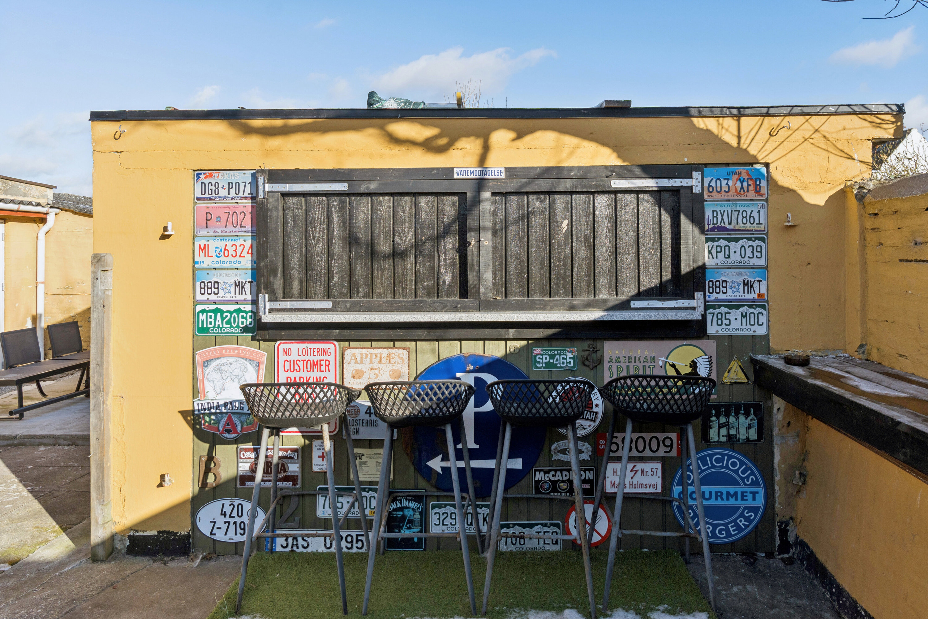 Fremhævet terrasse billede i fuldskærmstilstand. Billede af Søndergade 13, Svaneke, 3740 Svaneke