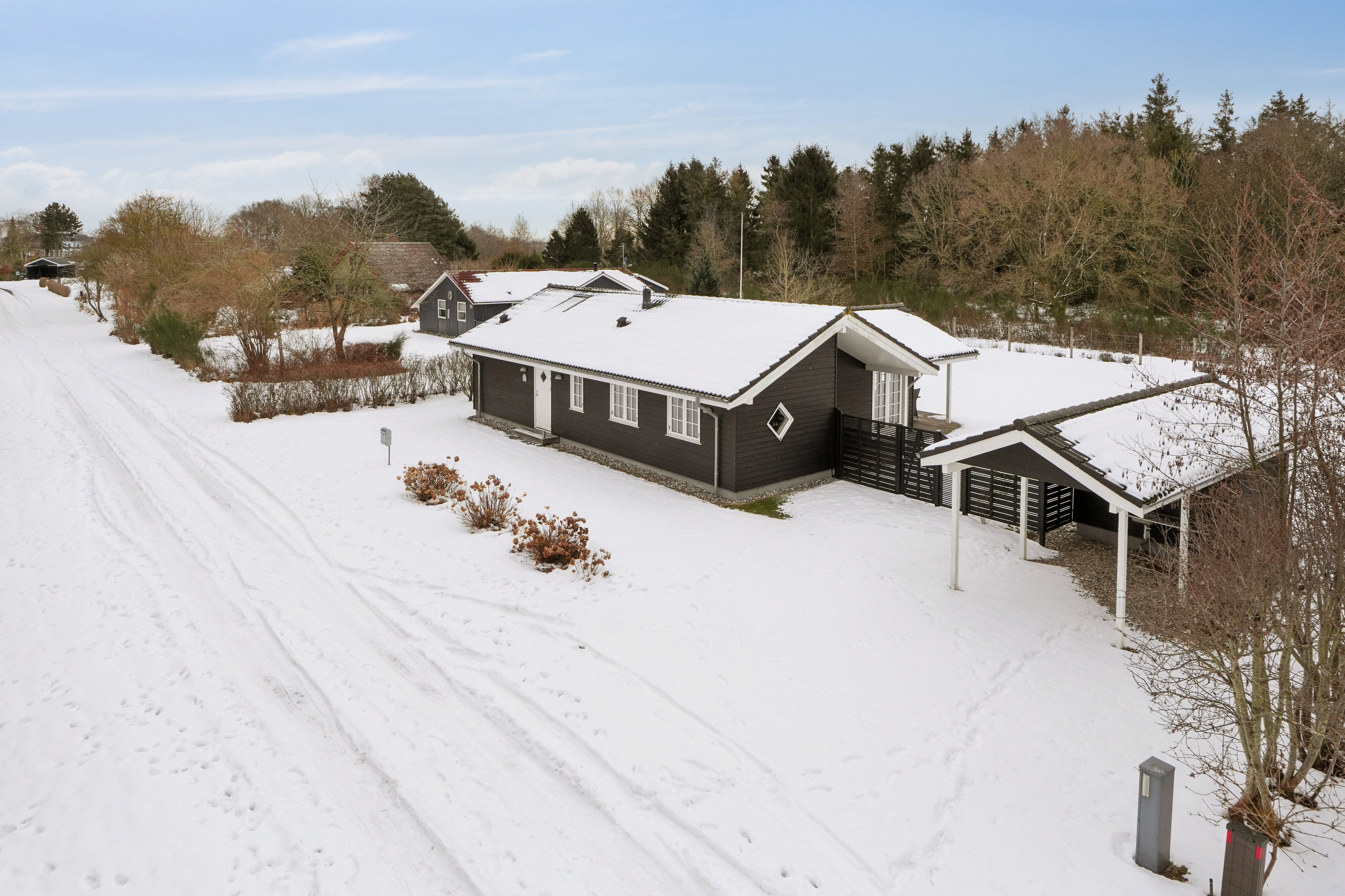 Fremhævet set fra haven billede i fuldskærmstilstand. Billede af Gyvelvænget 27, Spodsbj Drej, 5900 Rudkøbing