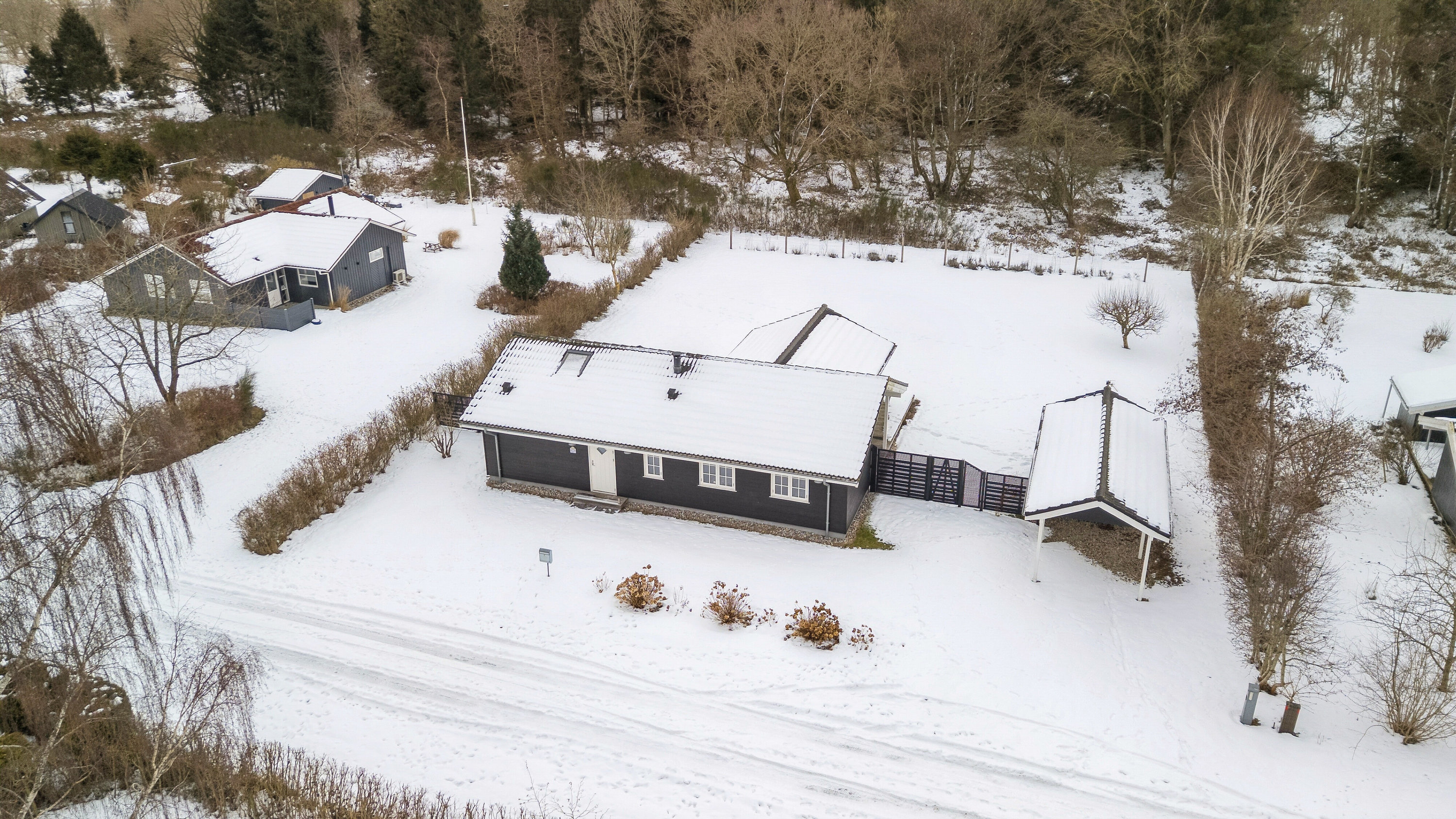 Fremhævet udendørs billede i fuldskærmstilstand. Billede af Gyvelvænget 27, Spodsbj Drej, 5900 Rudkøbing