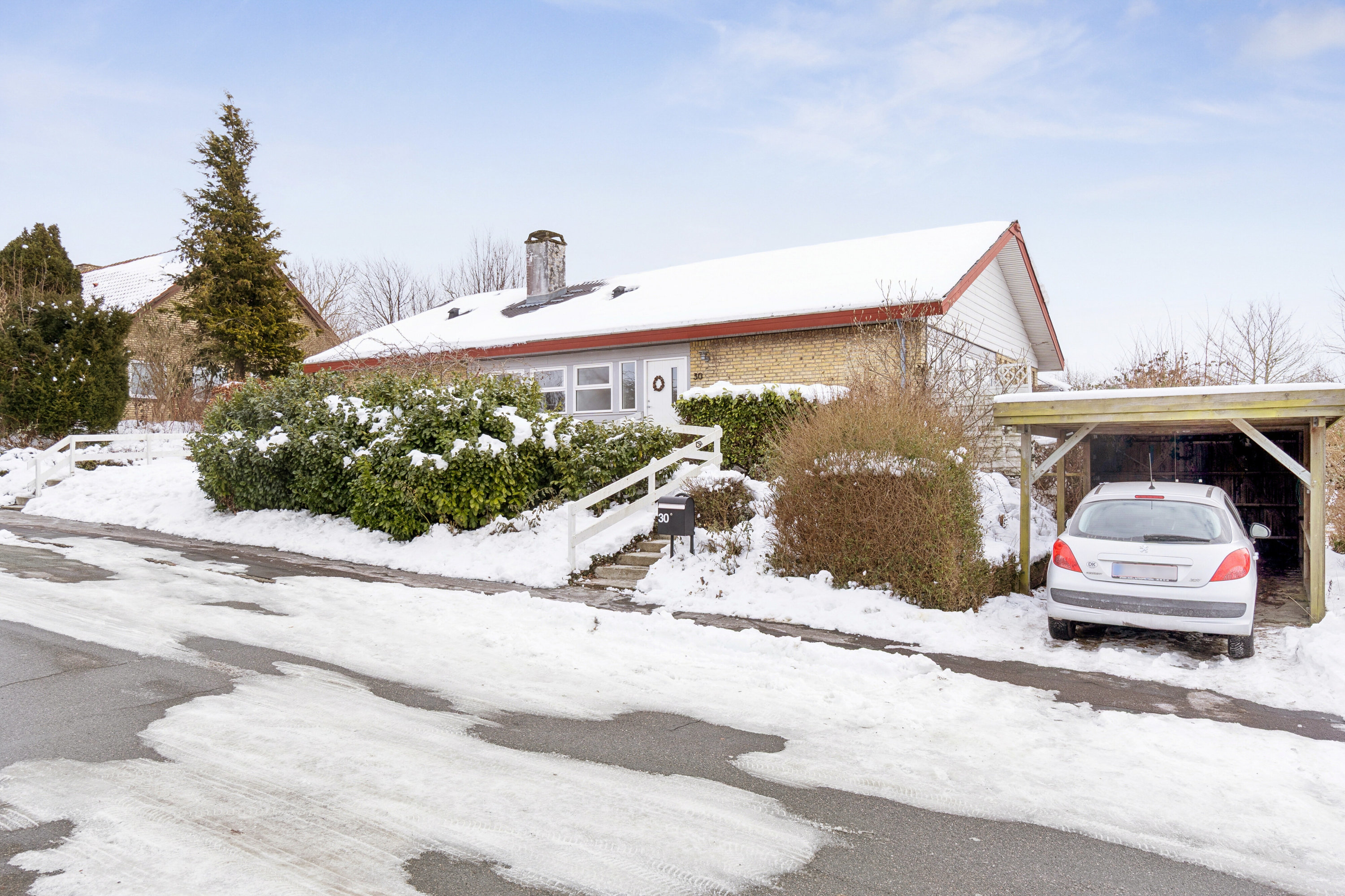 Fremhævet set fra vejen billede i fuldskærmstilstand. Billede af Garvergårdsvej 30, 4200 Slagelse