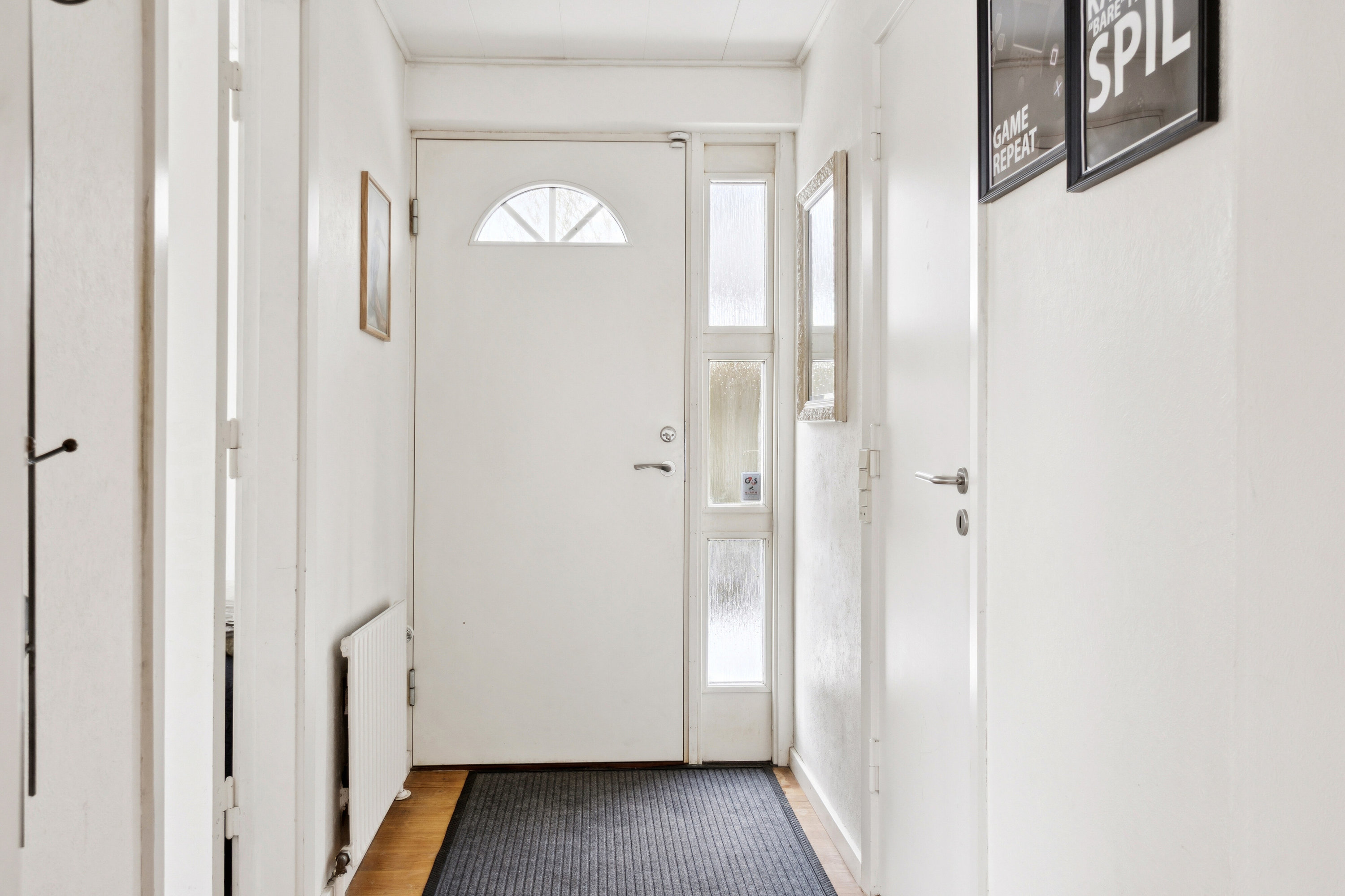 Fremhævet hall billede i fuldskærmstilstand. Billede af Havretoften 46, 4200 Slagelse