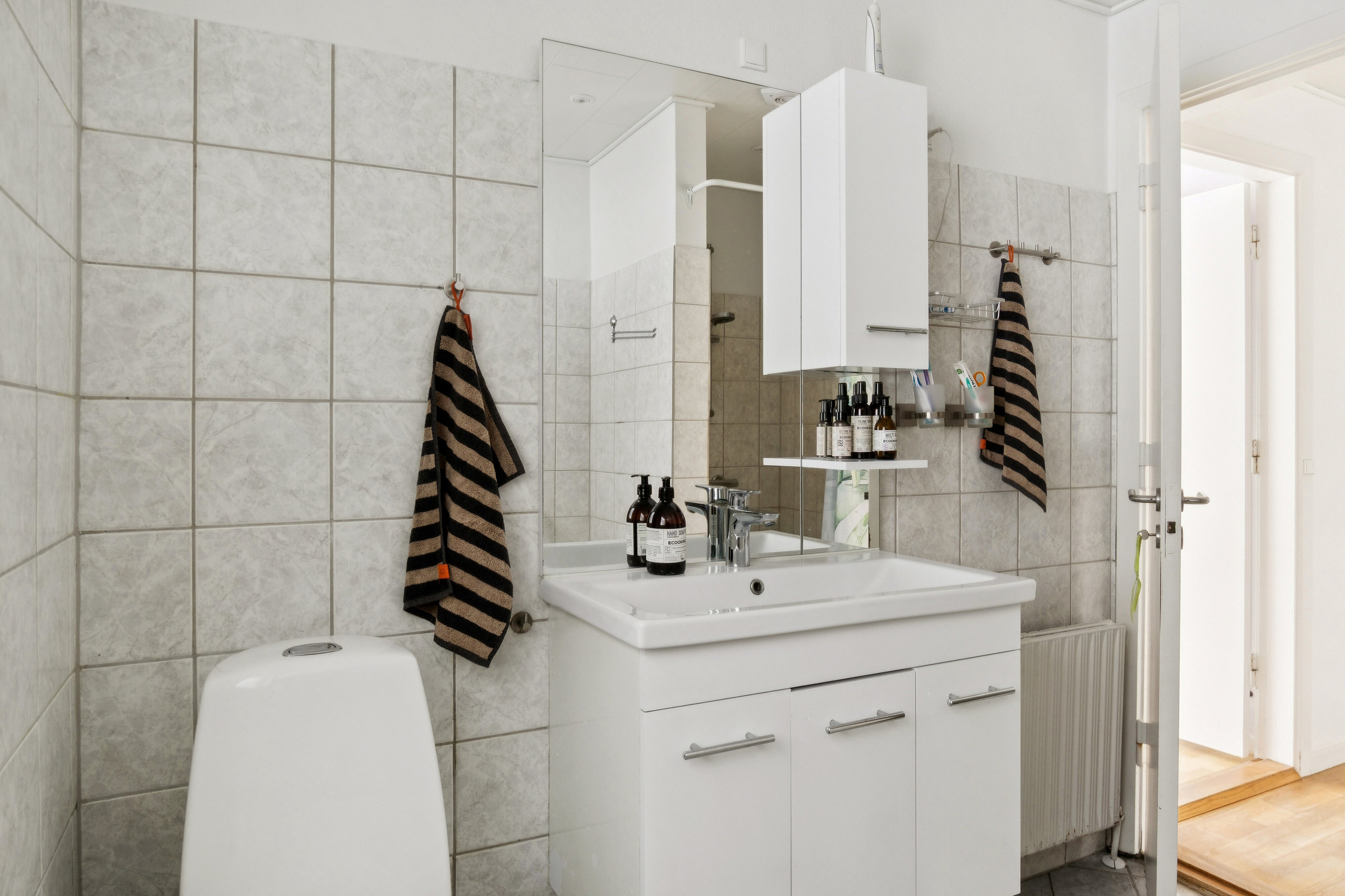 Fremhævet badeværelse billede i fuldskærmstilstand. Billede af Havretoften 46, 4200 Slagelse