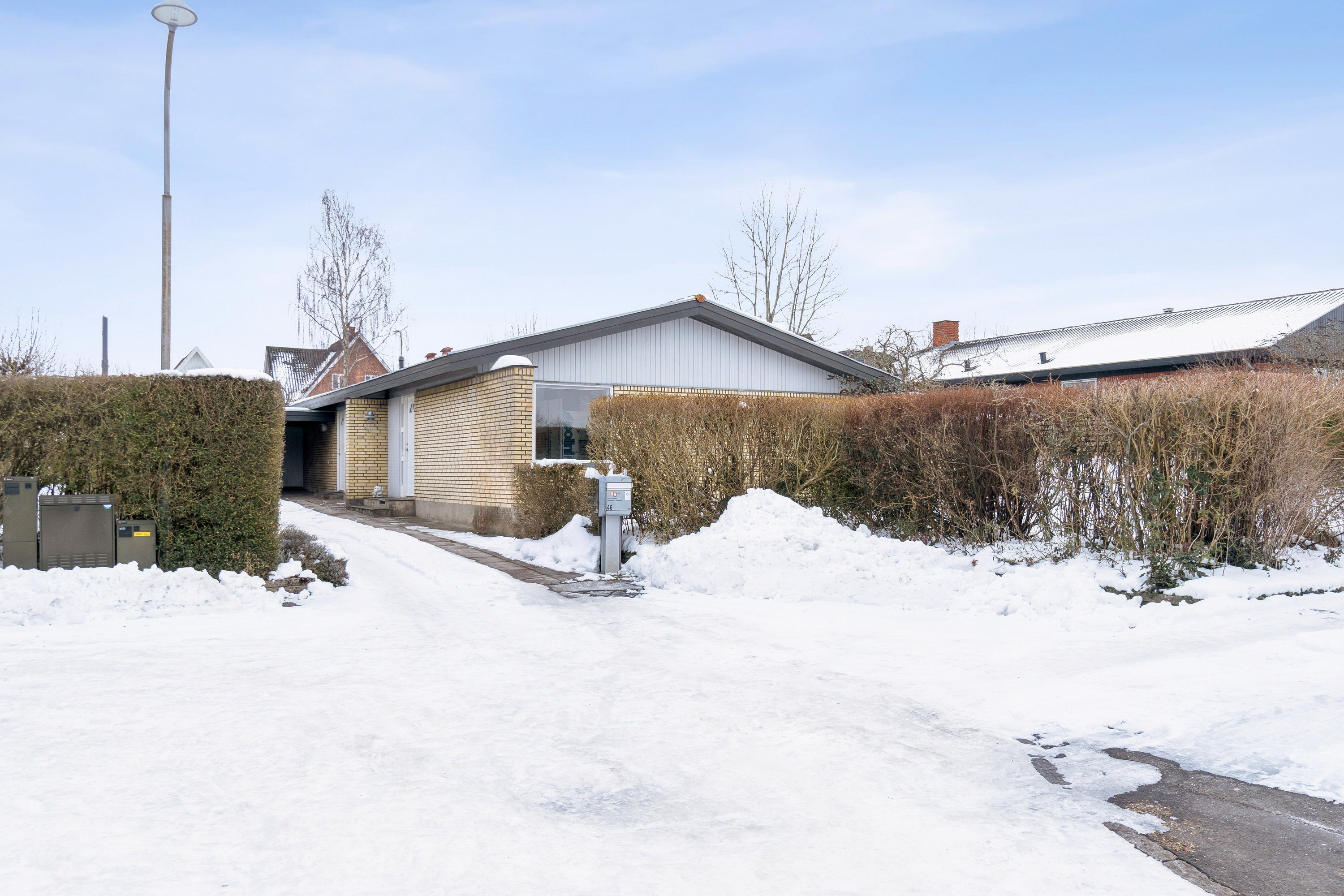 Fremhævet set fra vejen billede i fuldskærmstilstand. Billede af Havretoften 46, 4200 Slagelse