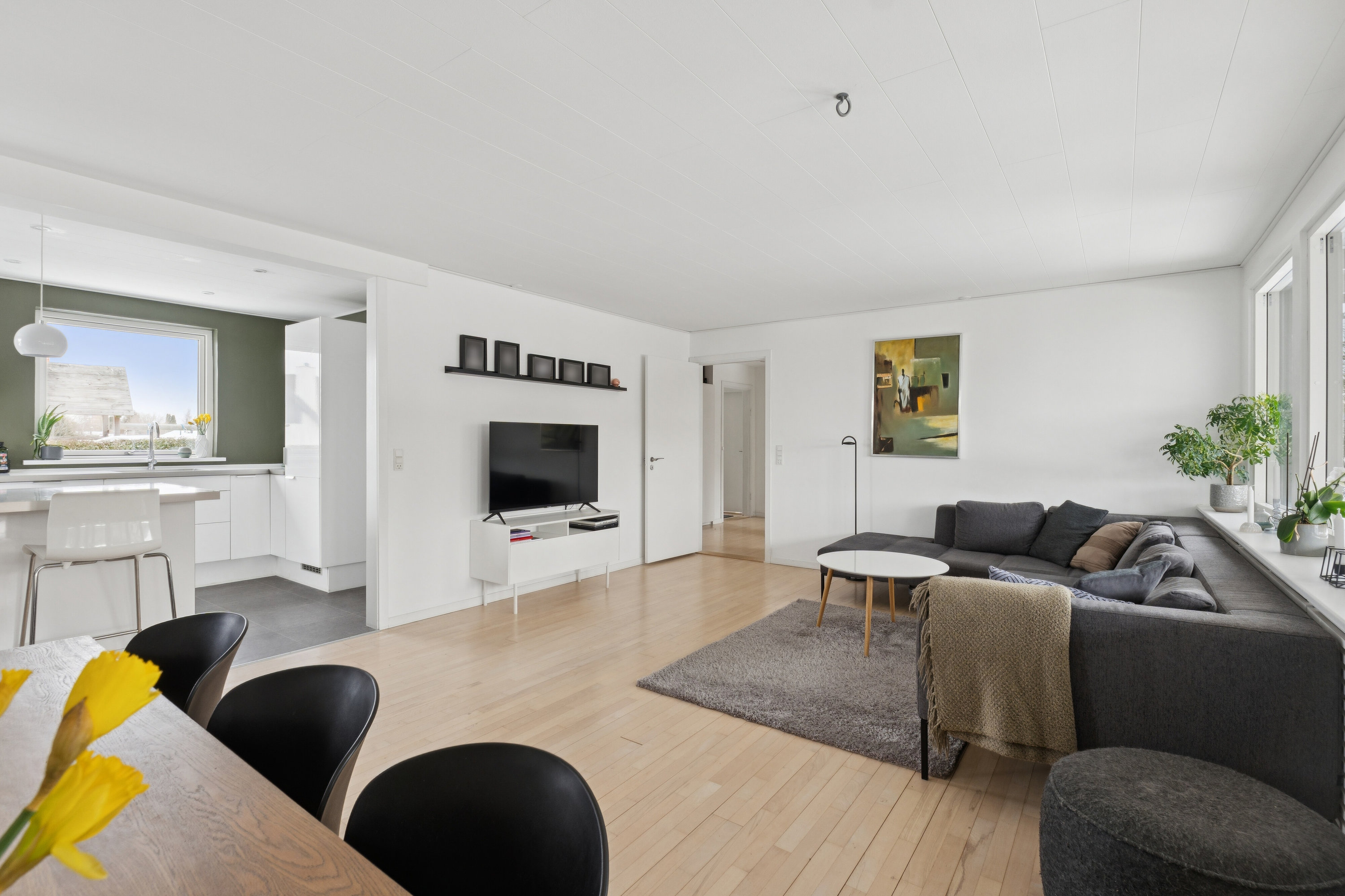 Fremhævet stue billede i fuldskærmstilstand. Billede af Islevvangen 36, 2610 Rødovre