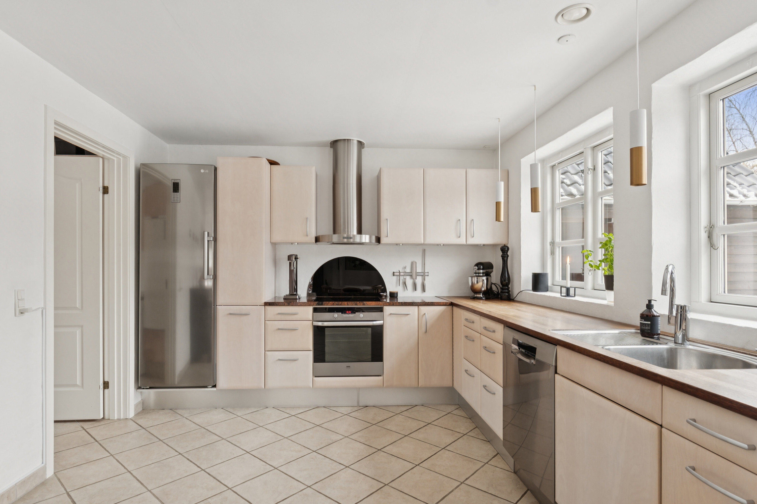 Fremhævet køkken billede i fuldskærmstilstand. Billede af Stensbjerg 15, 2600 Glostrup