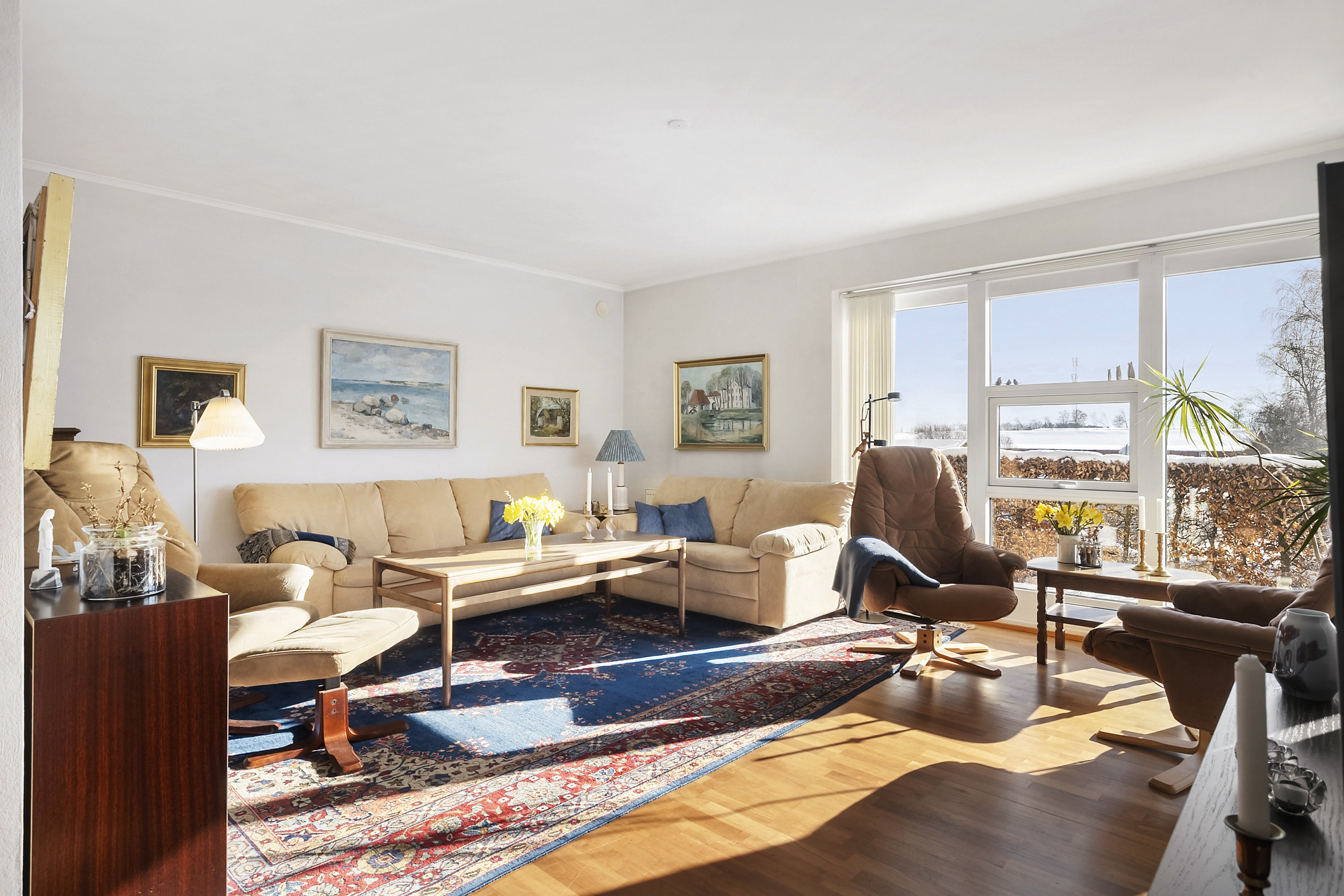 Fremhævet stue billede i fuldskærmstilstand. Billede af Skovbakken 5, 6200 Aabenraa