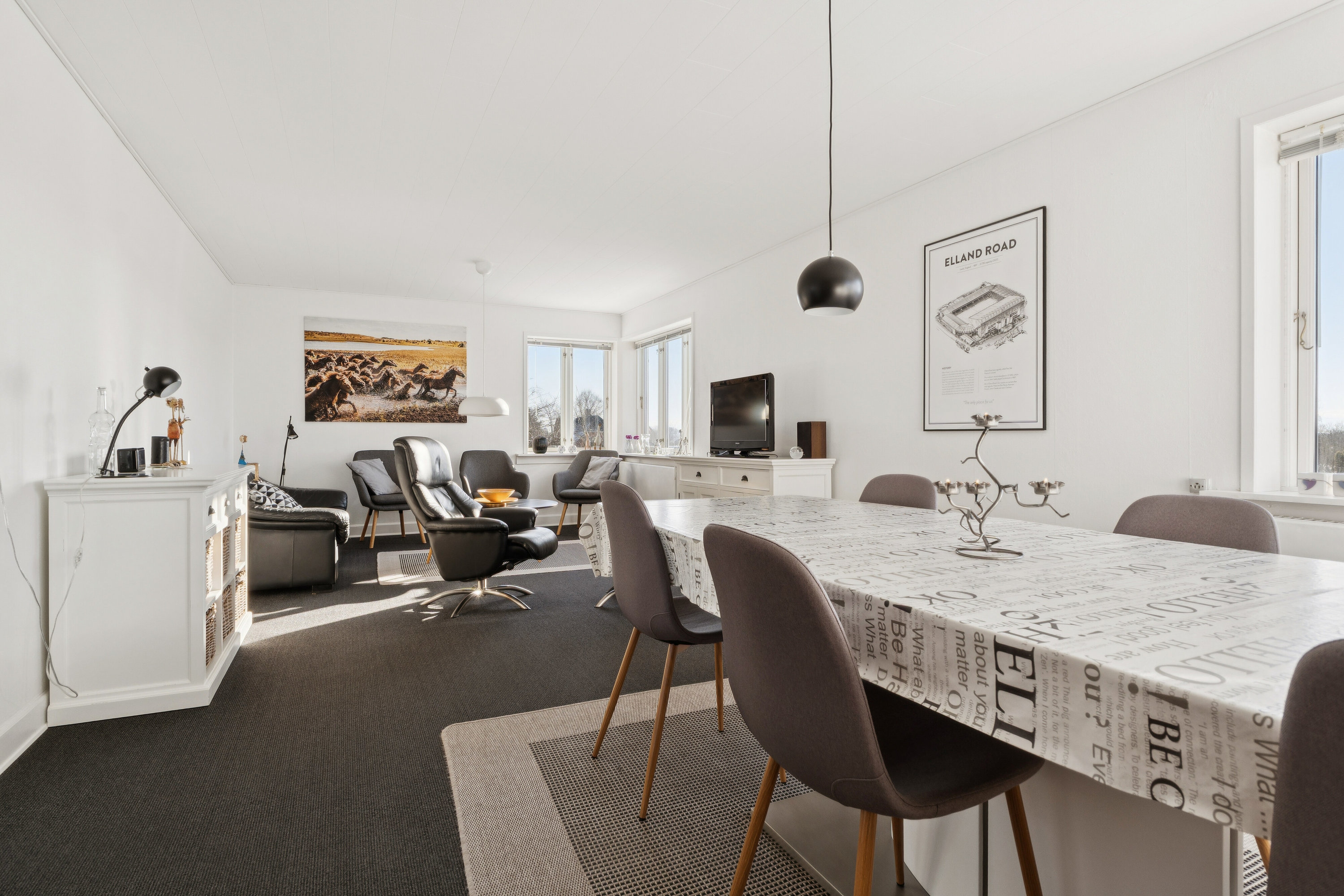 Fremhævet spisestue billede i fuldskærmstilstand. Billede af Østergade 45, 5935 Bagenkop