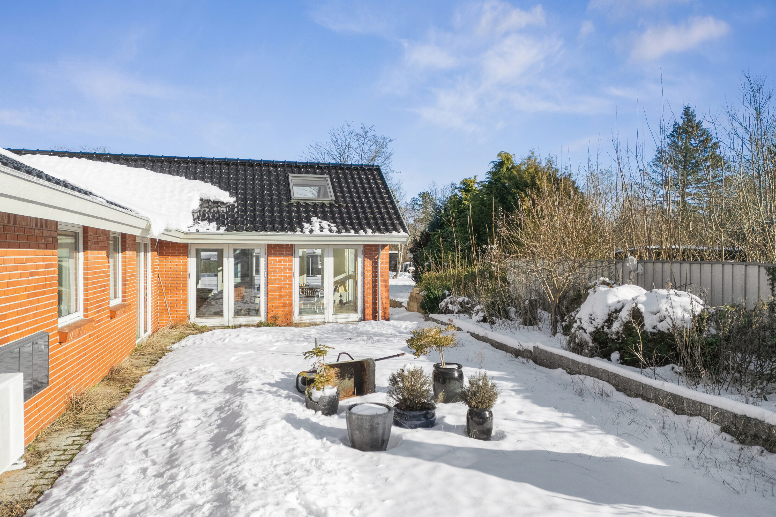 Fremhævet set fra haven billede i fuldskærmstilstand. Billede af Filippavej 28, Kaldred, 4593 Eskebjerg