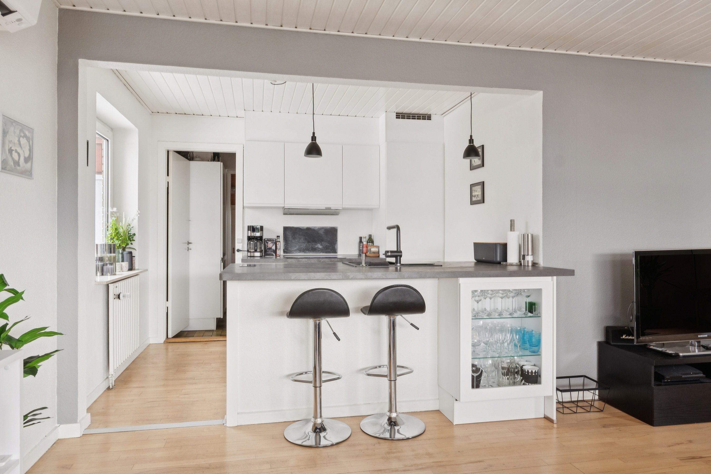 Fremhævet køkken billede i fuldskærmstilstand. Billede af Kærmindevej 22, 4760 Vordingborg