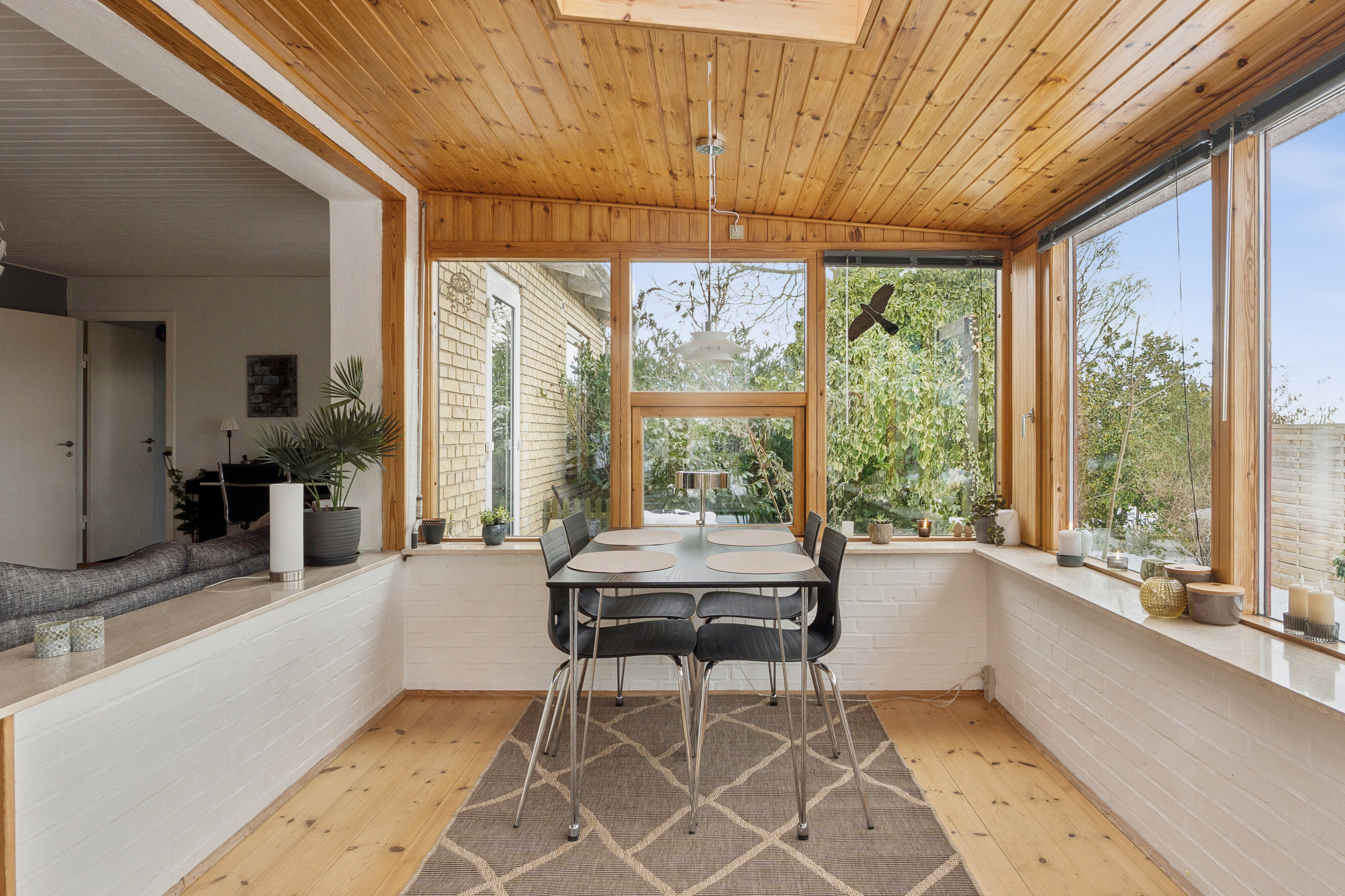 Fremhævet udestue billede i fuldskærmstilstand. Billede af Kærmindevej 22, 4760 Vordingborg