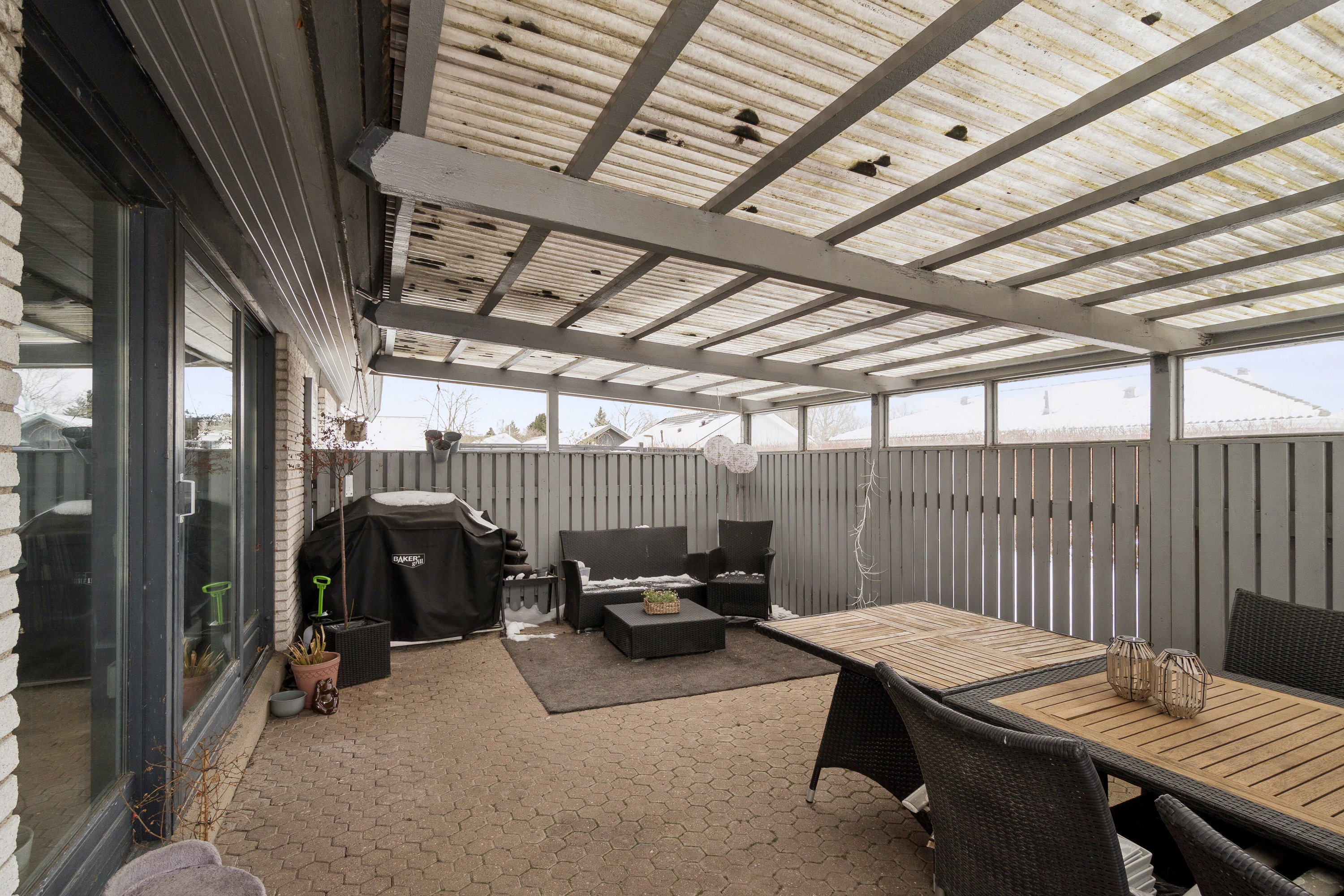 Fremhævet overdækket terrasse billede i fuldskærmstilstand. Billede af Sydskrænten 12, 4690 Haslev