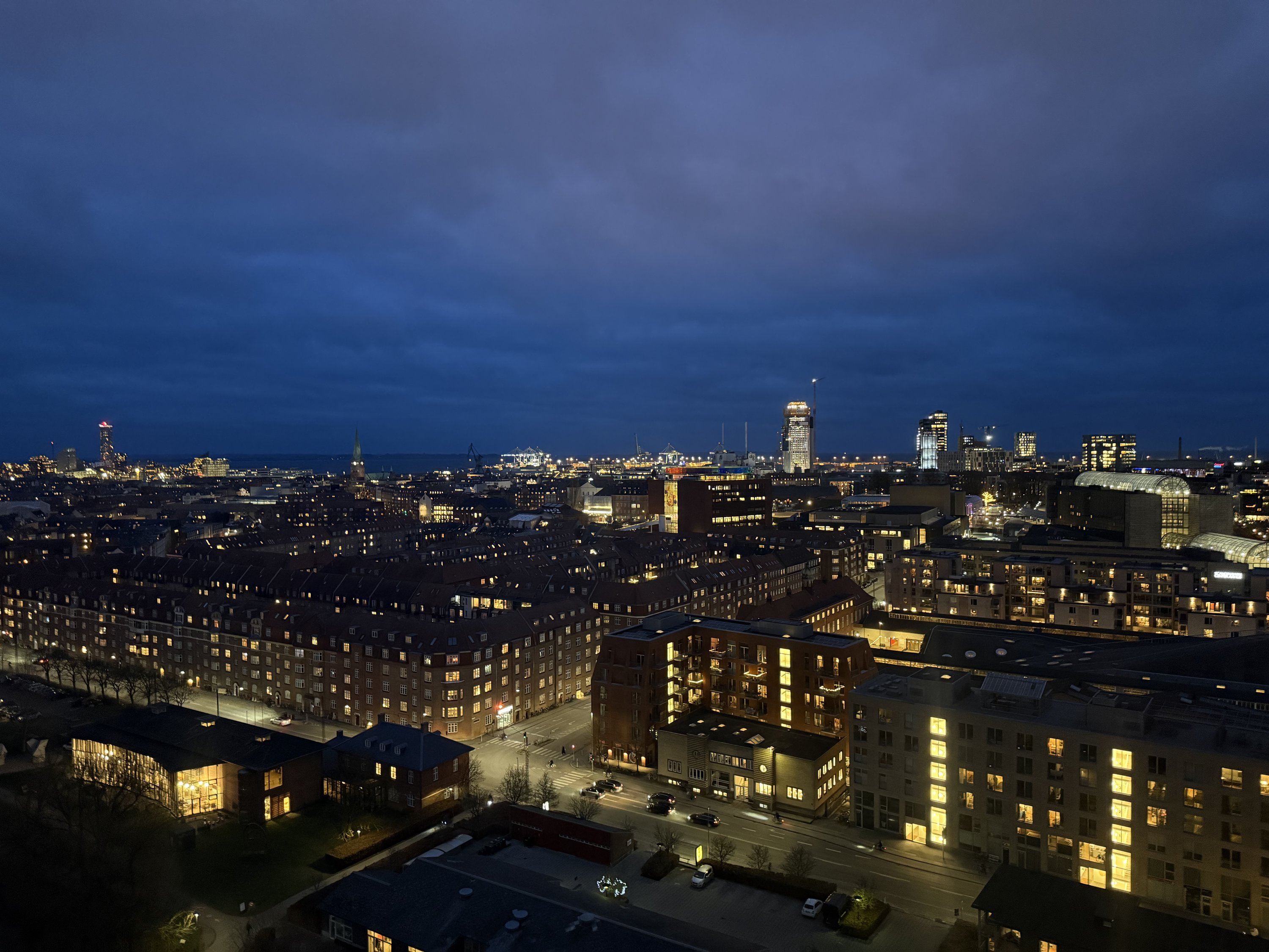 Fremhævet udsigt billede i fuldskærmstilstand. Billede af Ceres Allé 7, 14. 1., 8000 Aarhus C