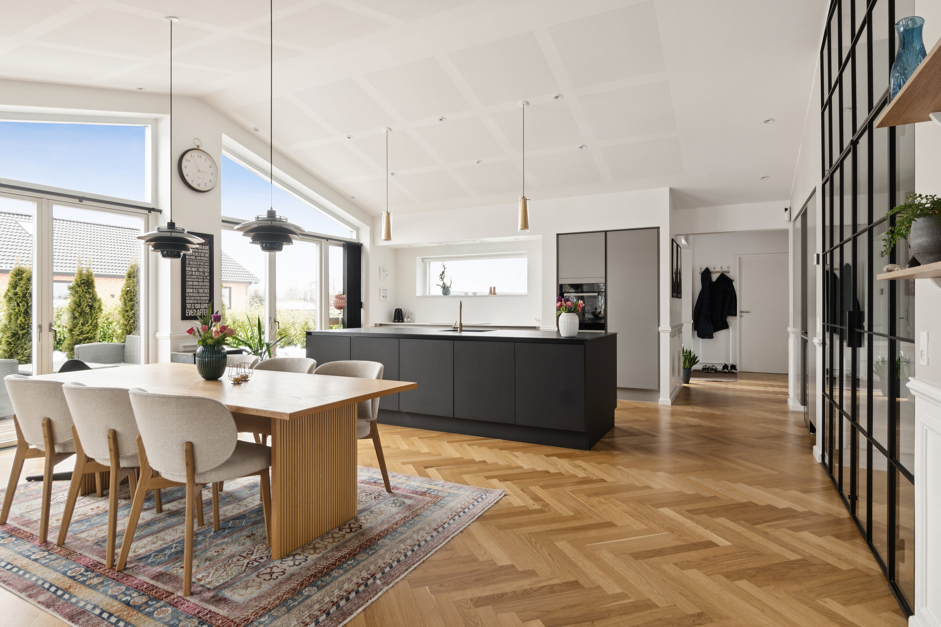 Fremhævet spisestue billede i fuldskærmstilstand. Billede af Solbjerggårdsvej 19, 4281 Gørlev