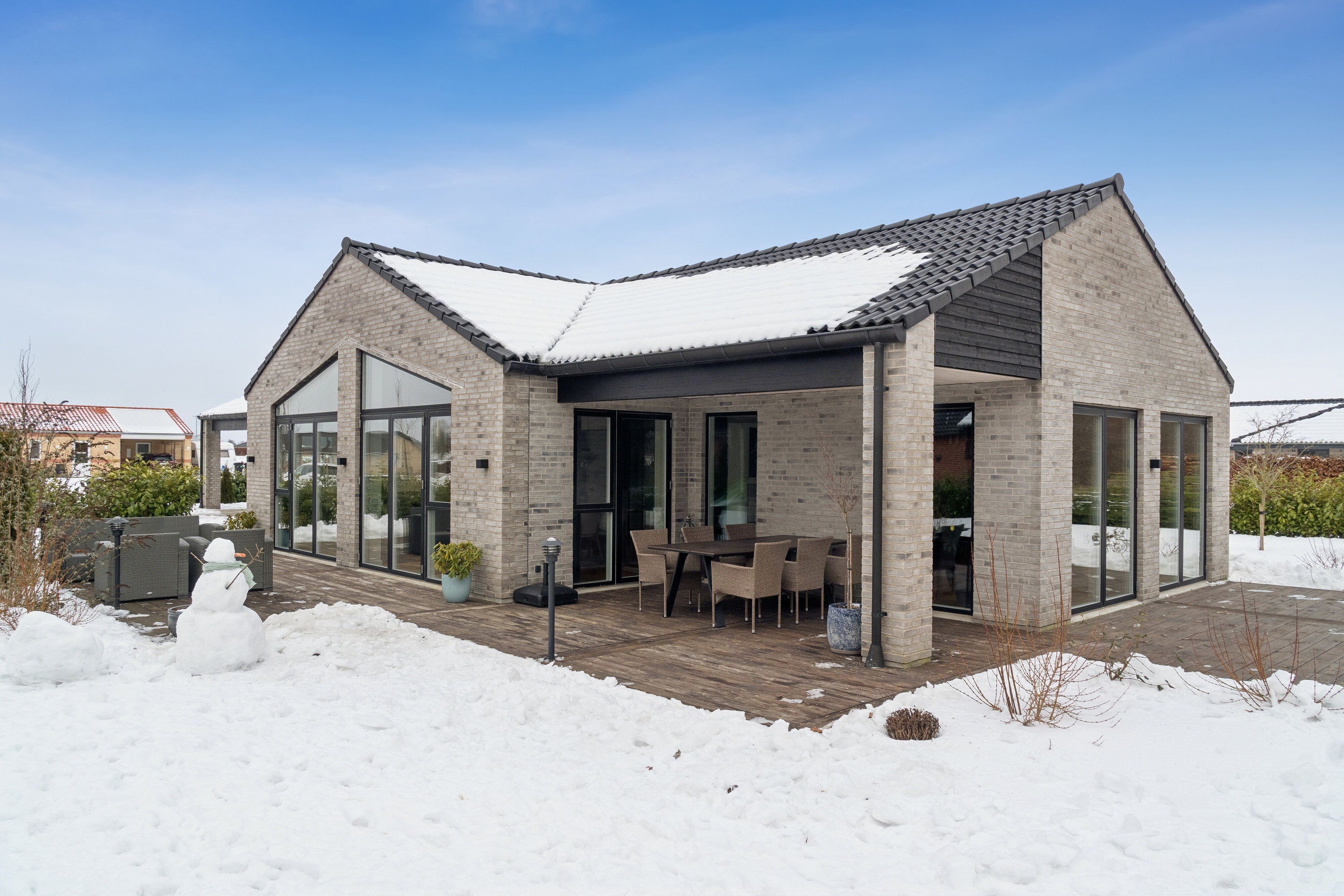 Fremhævet udendørs billede i fuldskærmstilstand. Billede af Solbjerggårdsvej 19, 4281 Gørlev