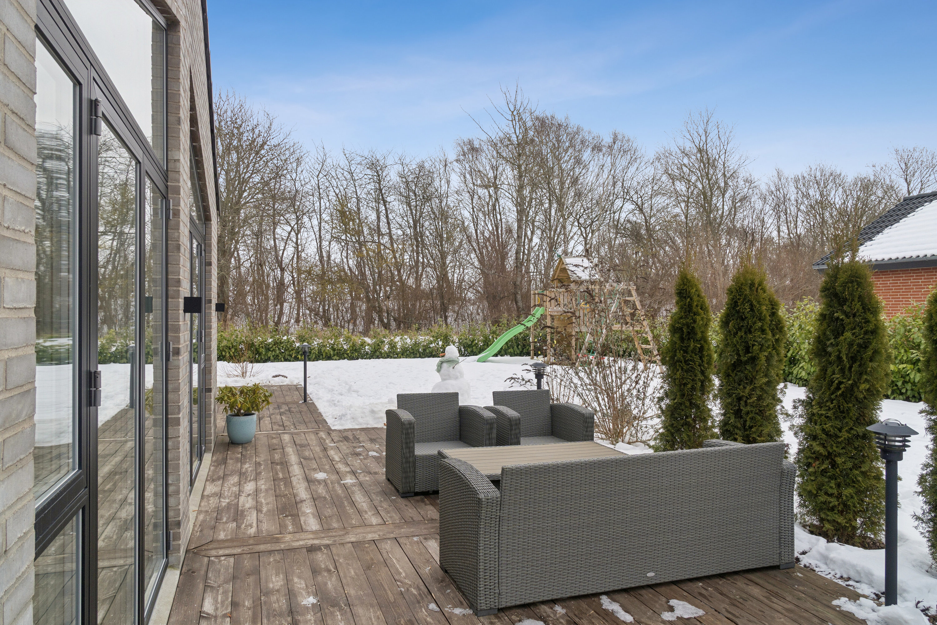 Fremhævet terrasse billede i fuldskærmstilstand. Billede af Solbjerggårdsvej 19, 4281 Gørlev