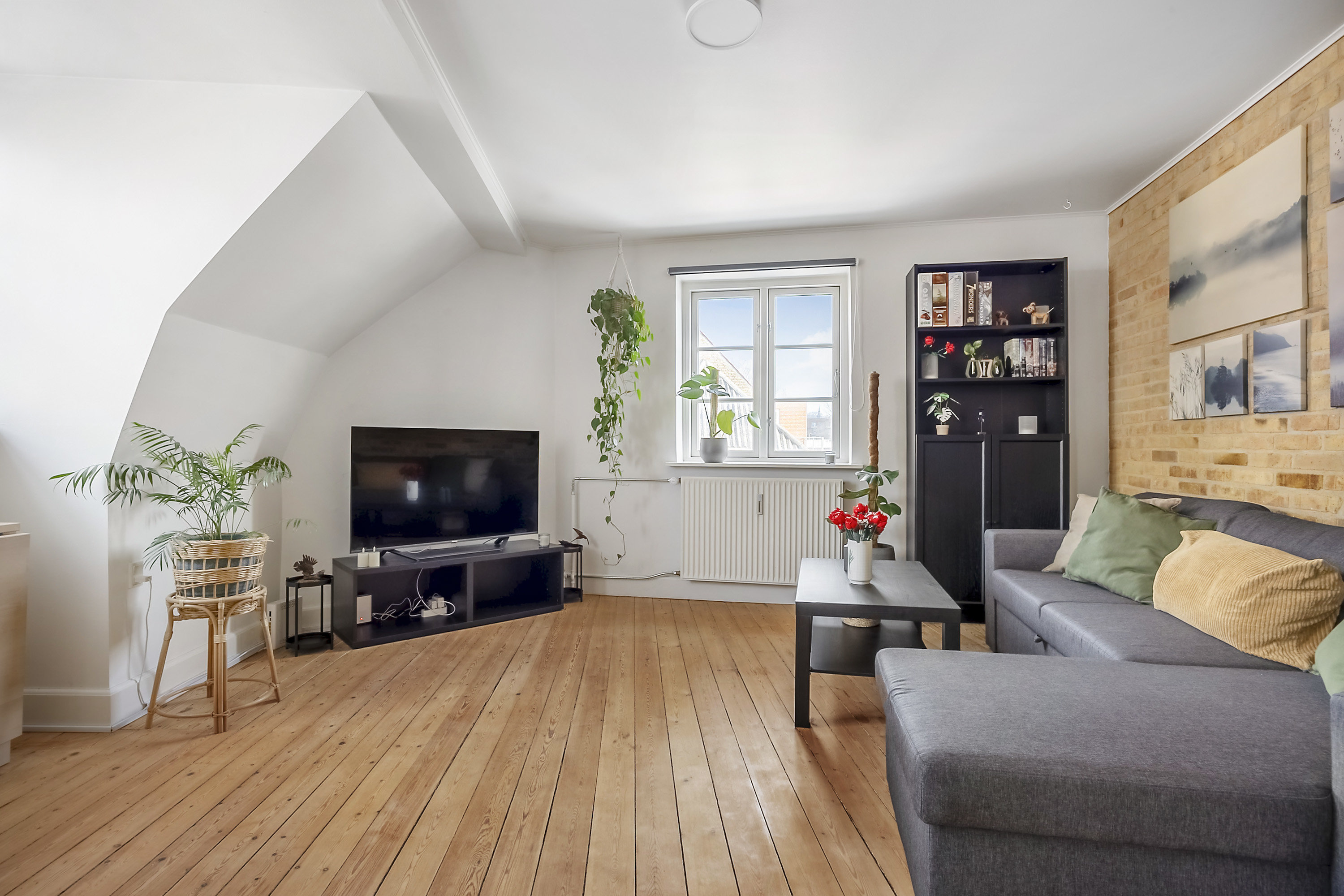 Fremhævet stue billede i fuldskærmstilstand. Billede af Bjerregade 28, 2. tv., 8700 Horsens