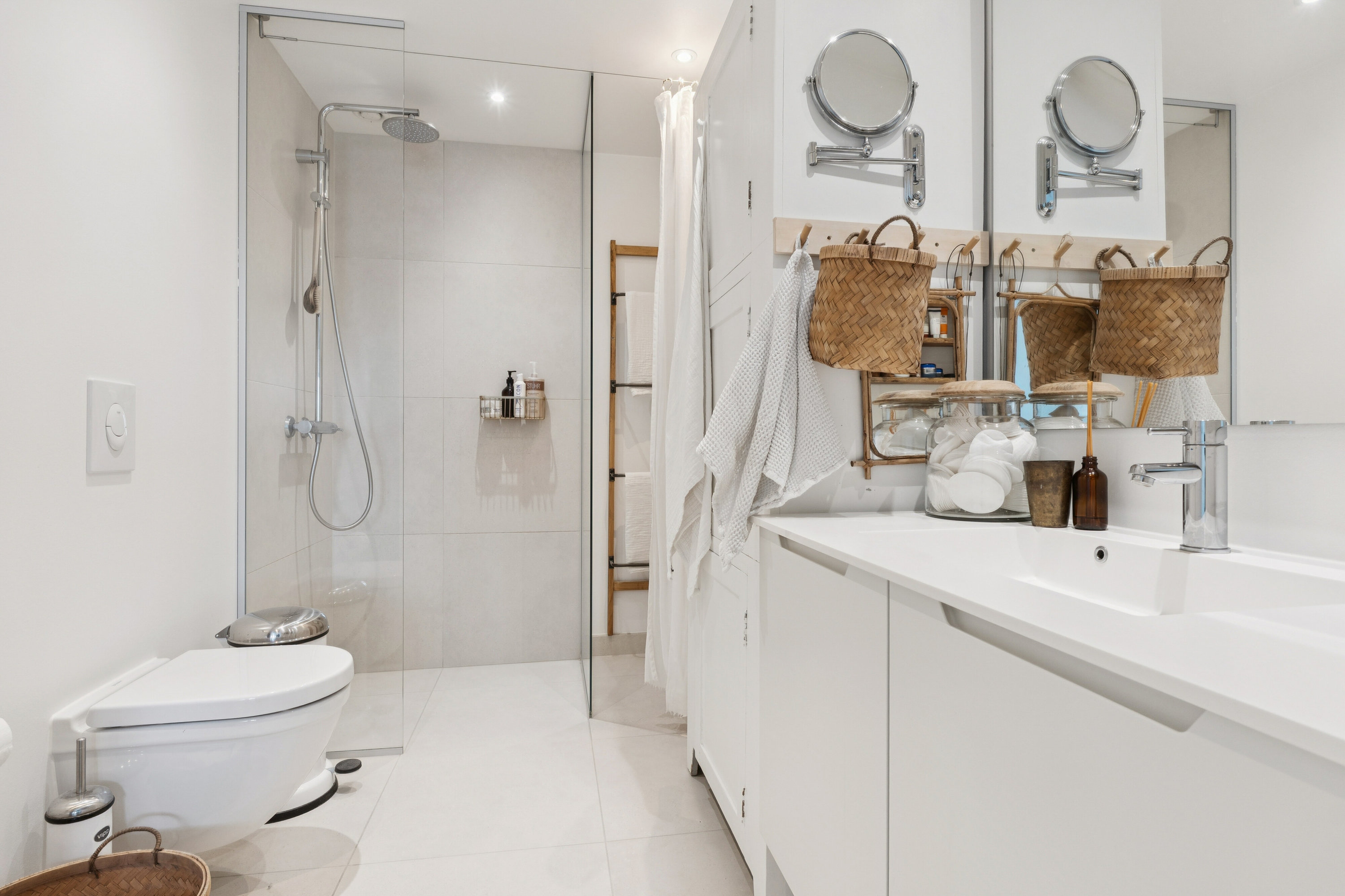 Fremhævet badeværelse billede i fuldskærmstilstand. Billede af Papirfabrikken 52, 17. 3., 8600 Silkeborg