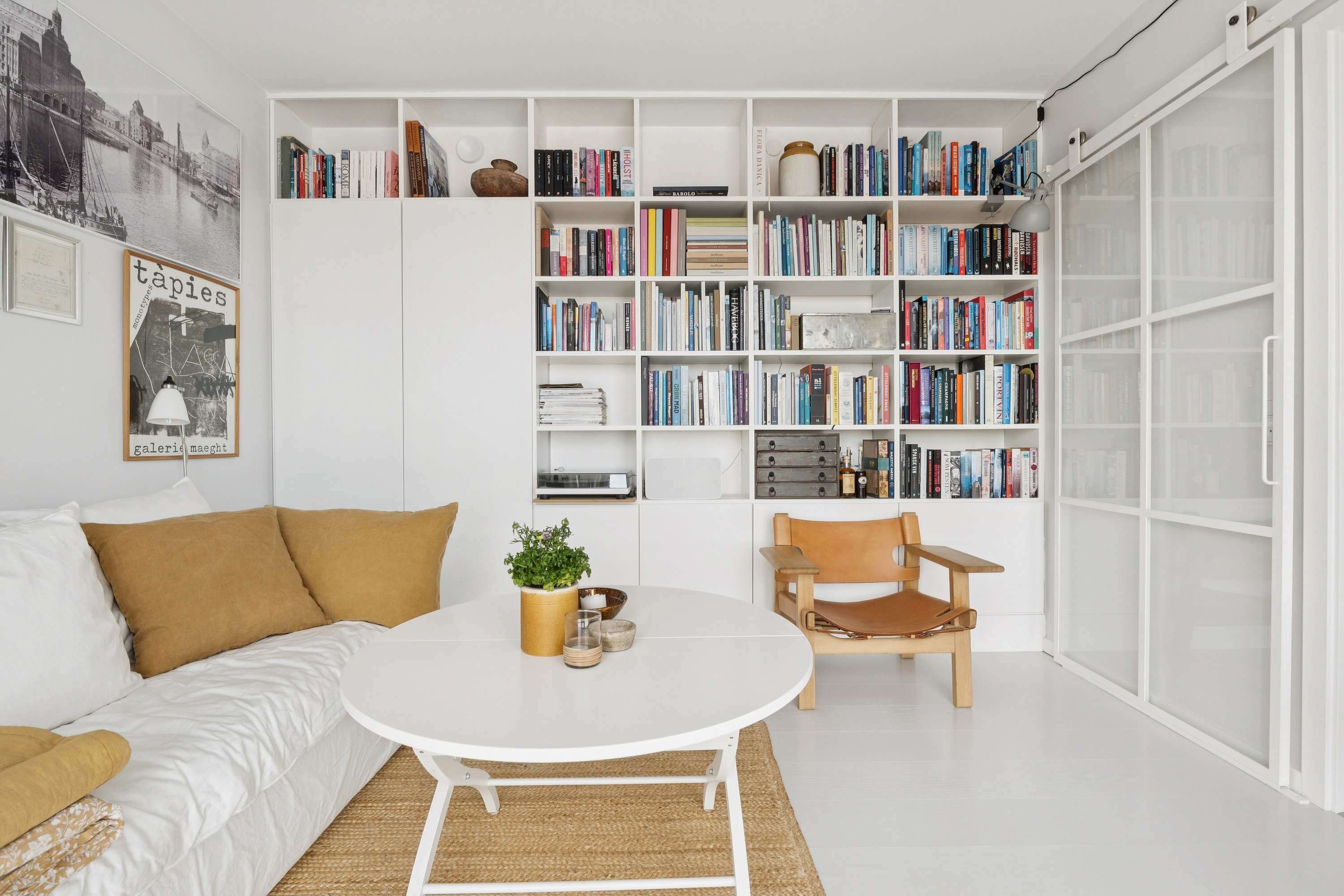 Fremhævet stue billede i fuldskærmstilstand. Billede af Papirfabrikken 52, 17. 3., 8600 Silkeborg