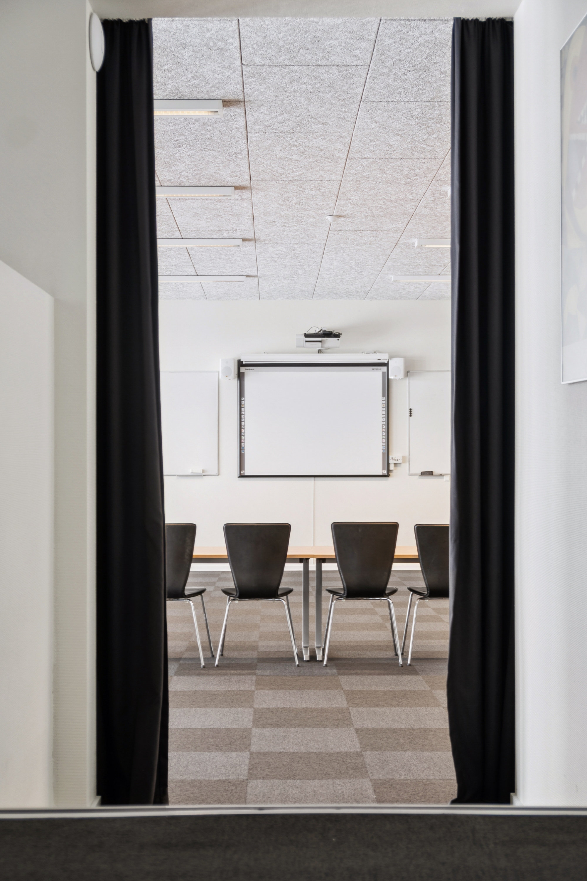 Fremhævet stue billede i fuldskærmstilstand. Billede af Niels Kjærbyes Vej 11, 5610 Assens