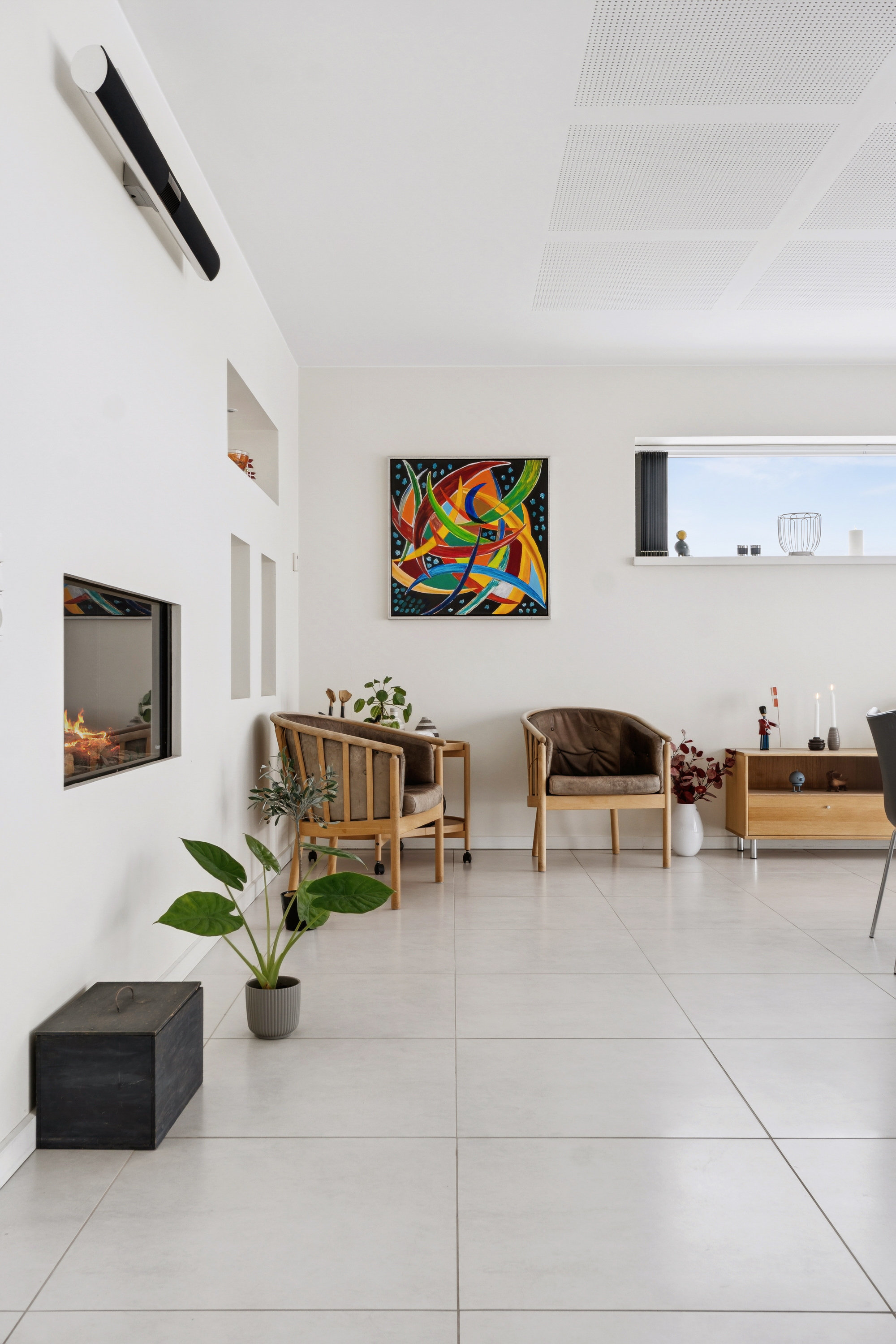 Fremhævet stue billede i fuldskærmstilstand. Billede af Niels Kjærbyes Vej 11, 5610 Assens