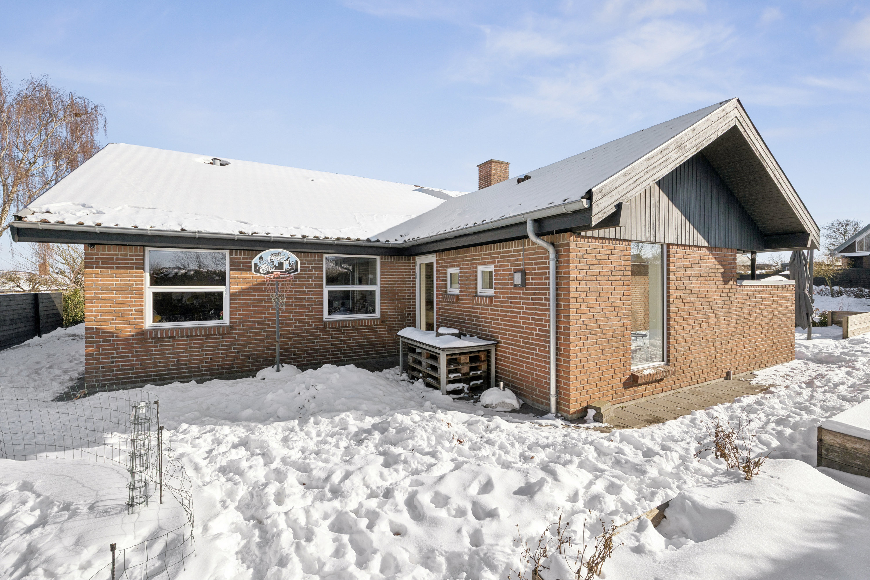 Fremhævet ejendommen billede i fuldskærmstilstand. Billede af Gimlevej 19, Gram, 8660 Skanderborg