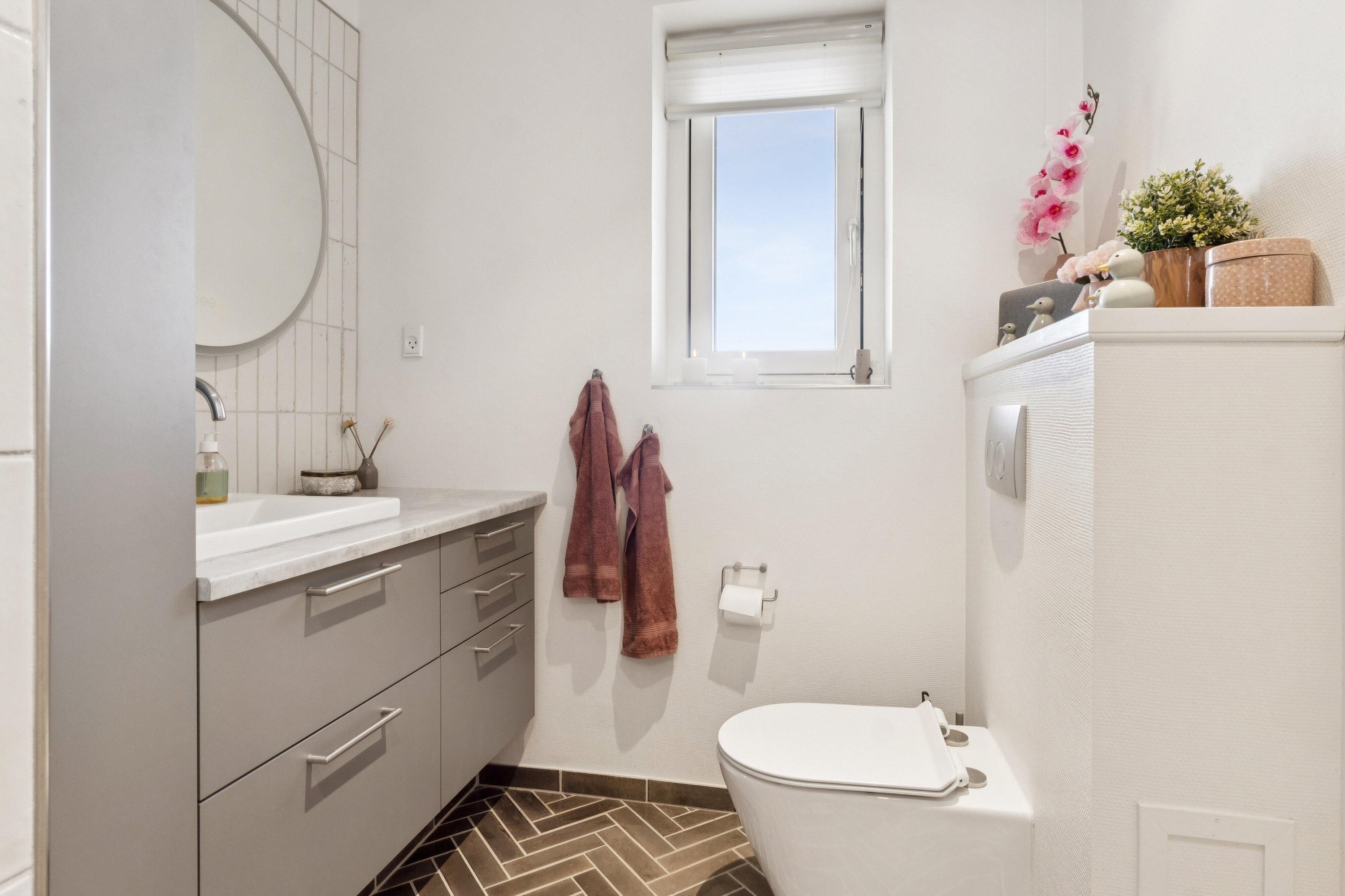 Fremhævet badeværelse billede i fuldskærmstilstand. Billede af Præstøvej 16, 4640 Faxe