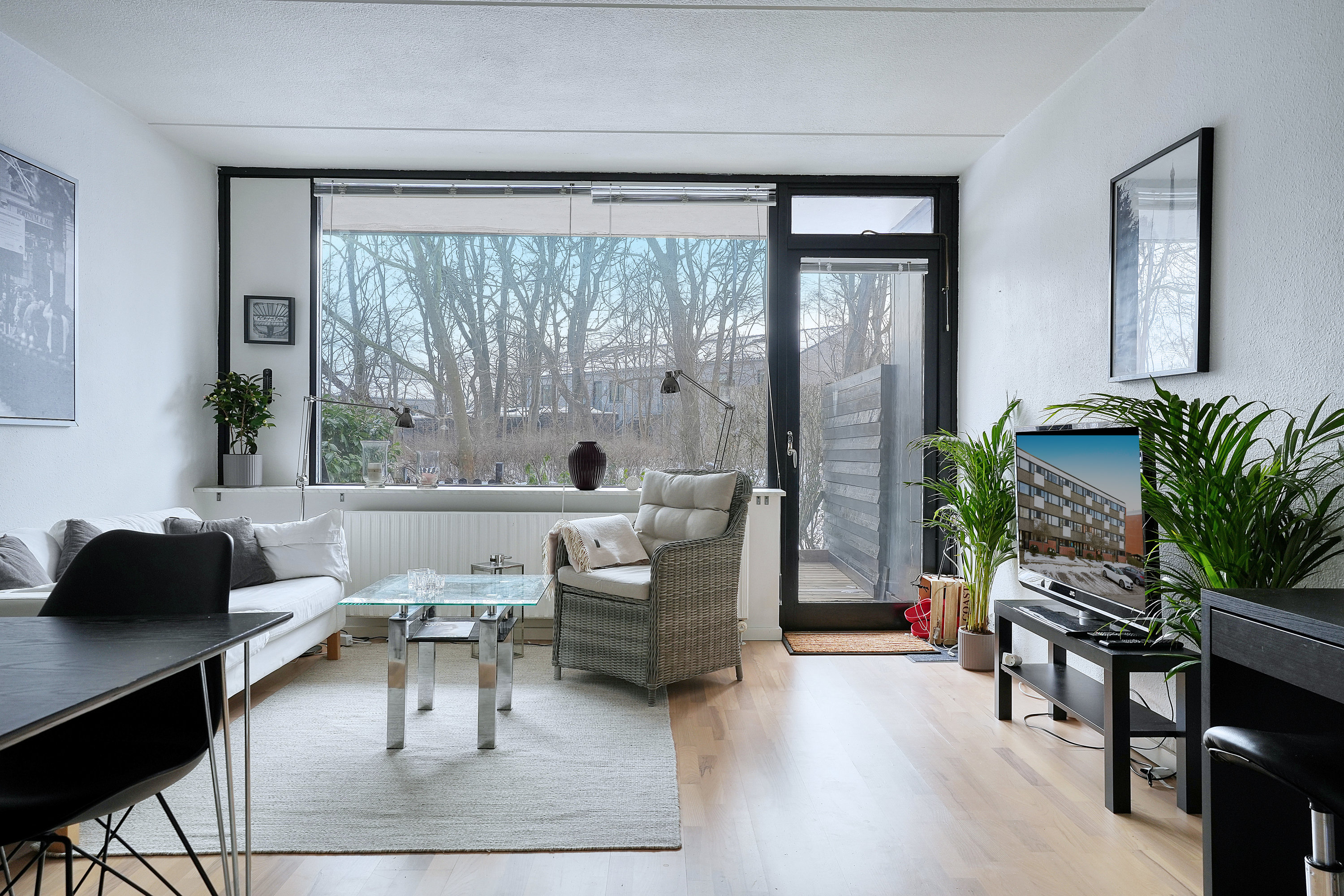 Fremhævet stue billede i fuldskærmstilstand. Billede af Teglgårdsvej 645, st.. tv., 3050 Humlebæk