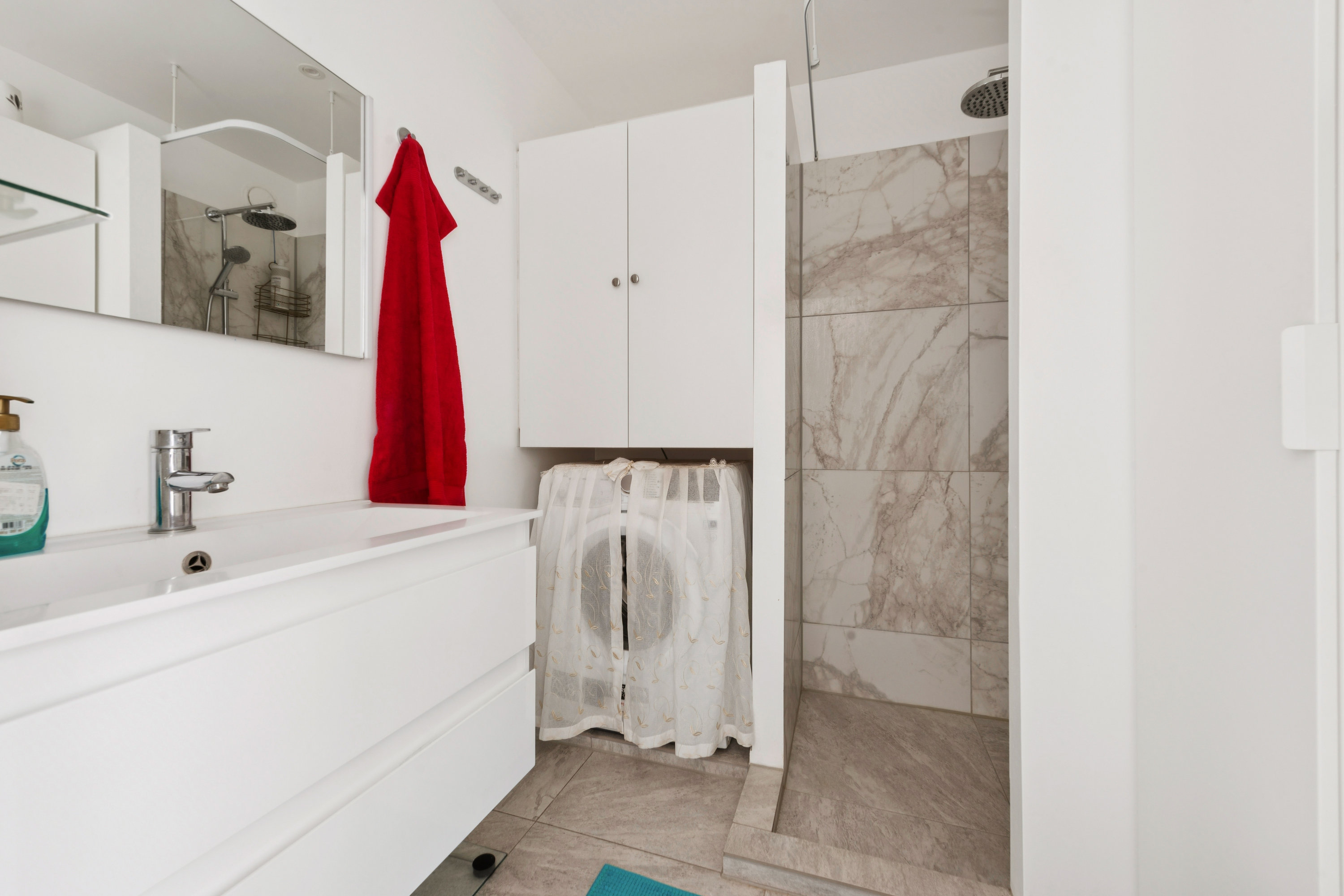 Fremhævet badeværelse billede i fuldskærmstilstand. Billede af Gammelgårds Alle 21, st.. tv., 2665 Vallensbæk Strand