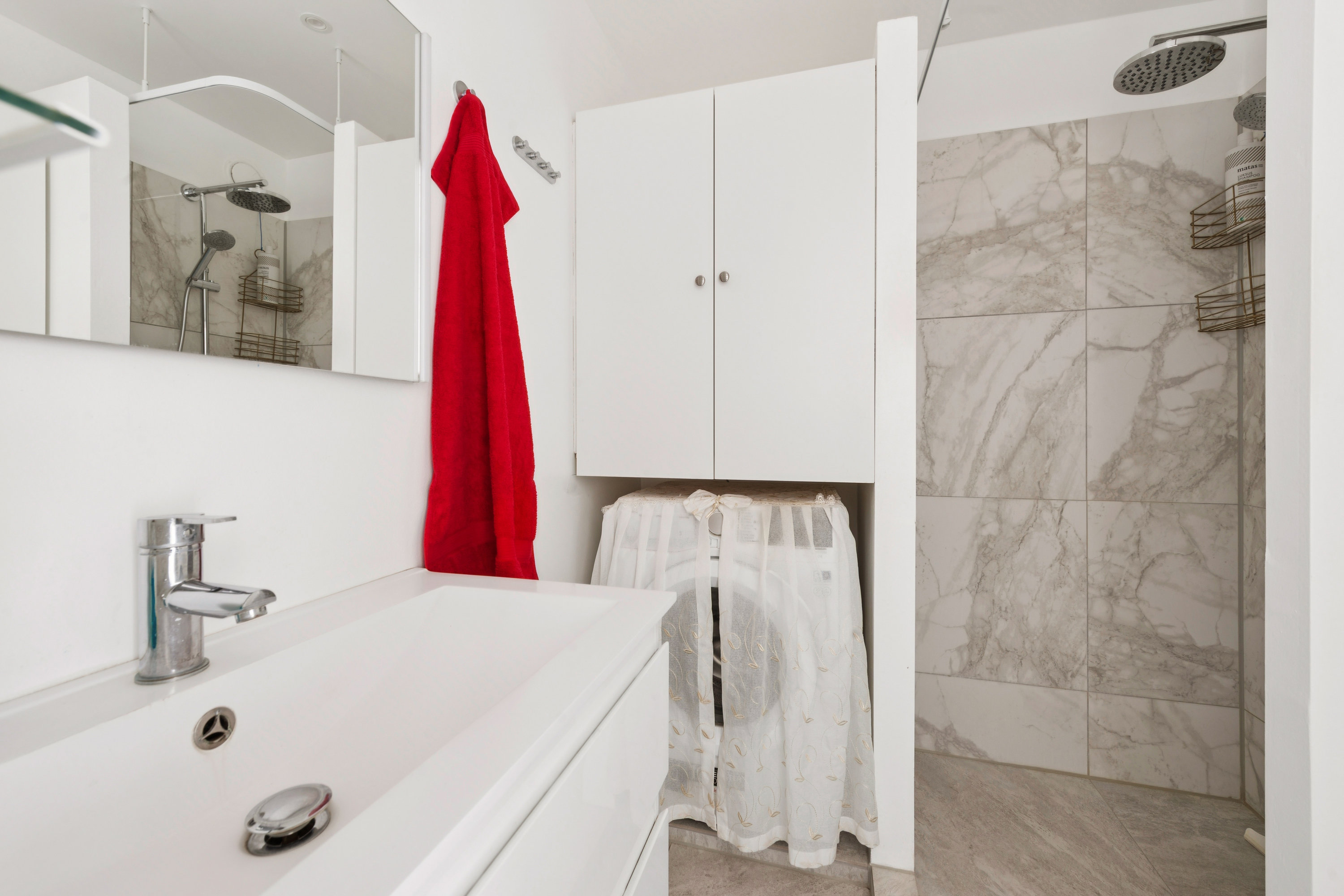 Fremhævet badeværelse billede i fuldskærmstilstand. Billede af Gammelgårds Alle 21, st.. tv., 2665 Vallensbæk Strand