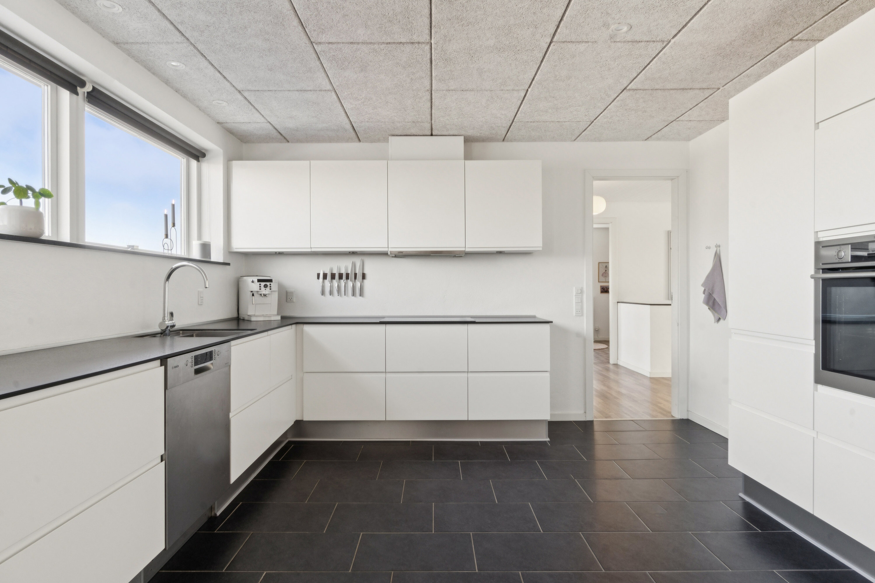 Fremhævet køkken billede i fuldskærmstilstand. Billede af Markvænget 25, Tingstrup, 7700 Thisted