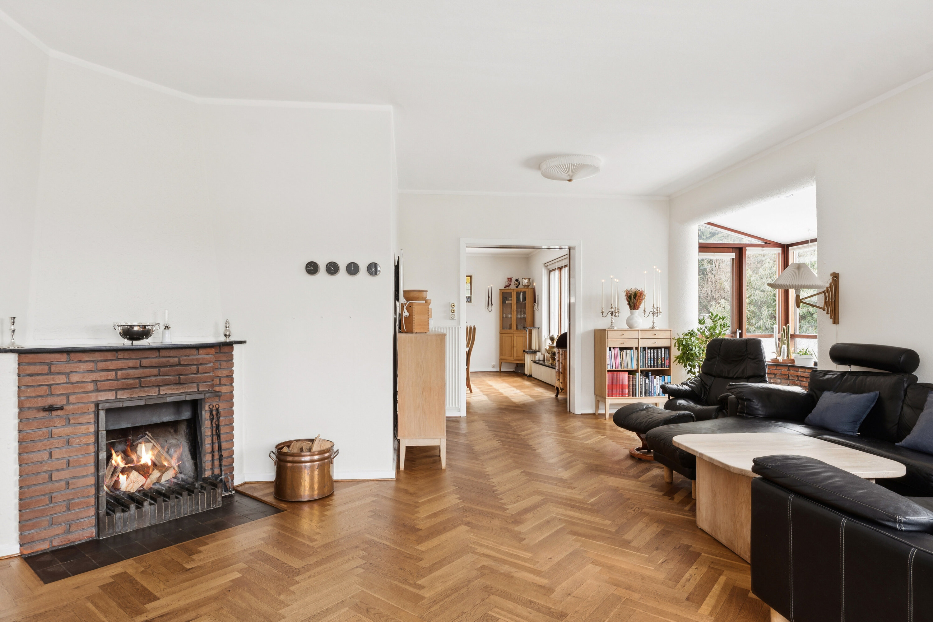 Fremhævet stue billede i fuldskærmstilstand. Billede af Lyngsøvej 35, 8600 Silkeborg